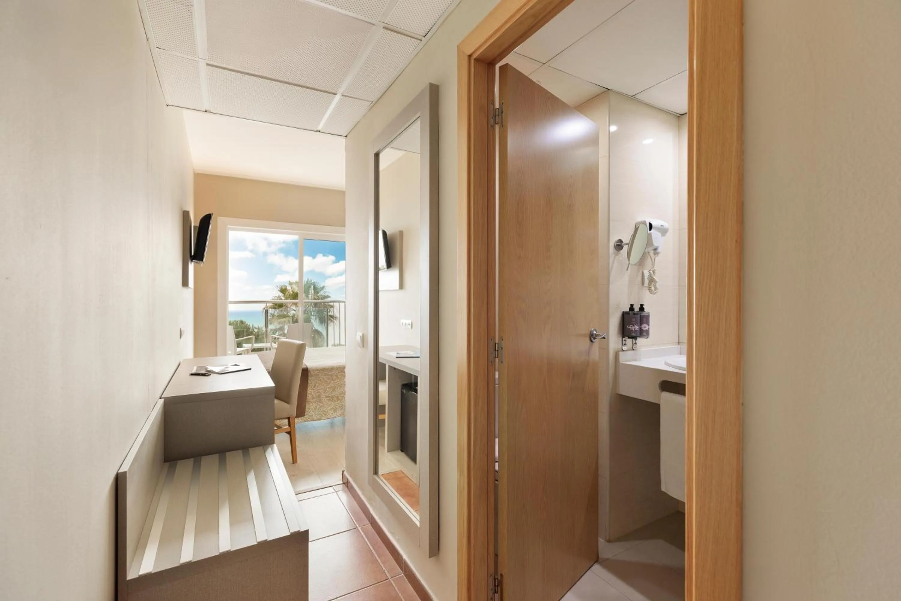 Bathroom in Hotel Best Cap Salou