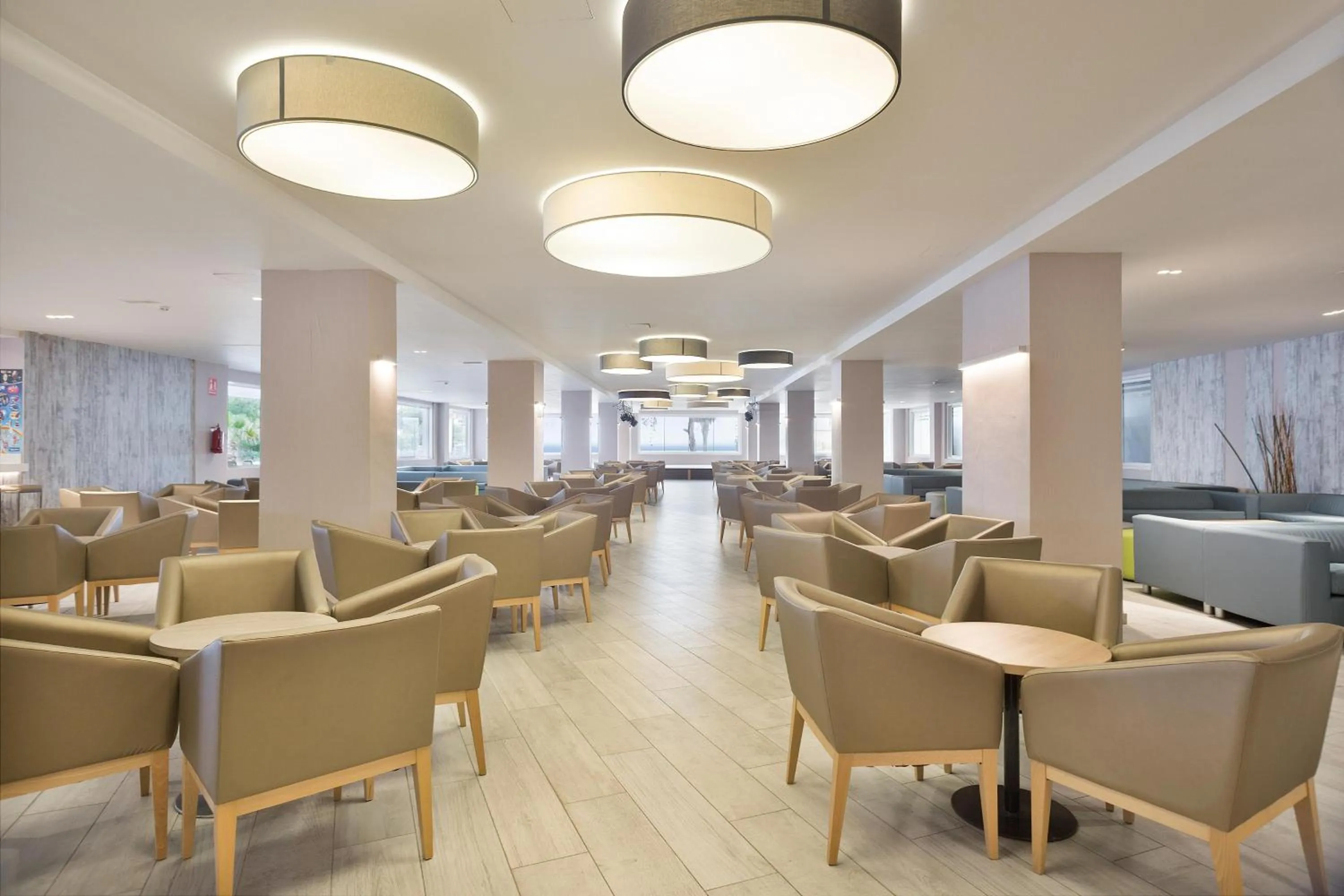 Lounge or bar in Hotel Best Cap Salou