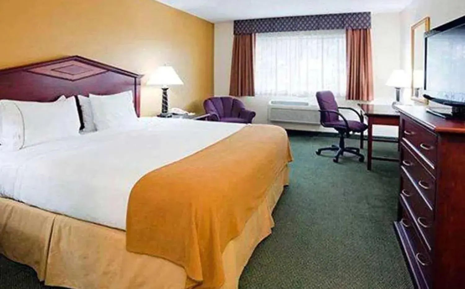 Superior Suite in Blue Way Inn Eagan Extended Stay Superior Suite in Blue Way Inn Eagan Extended Stay