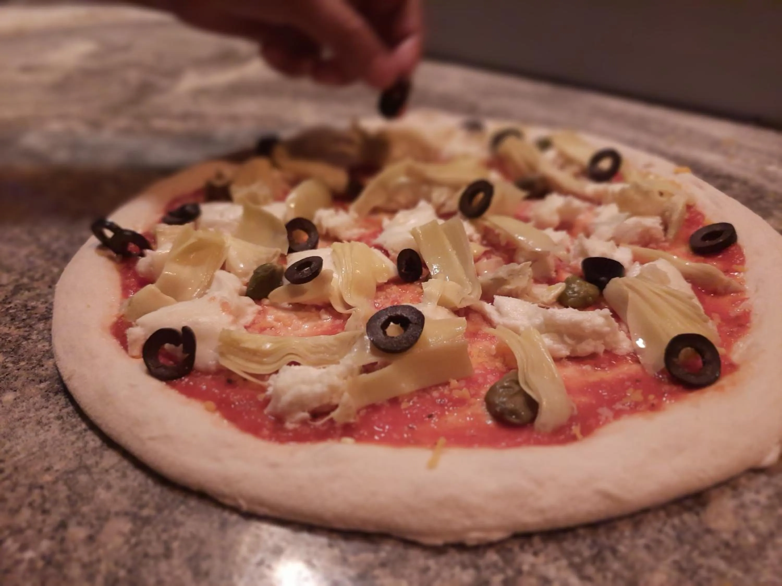 Food and drinks in Hotel Chail Residency