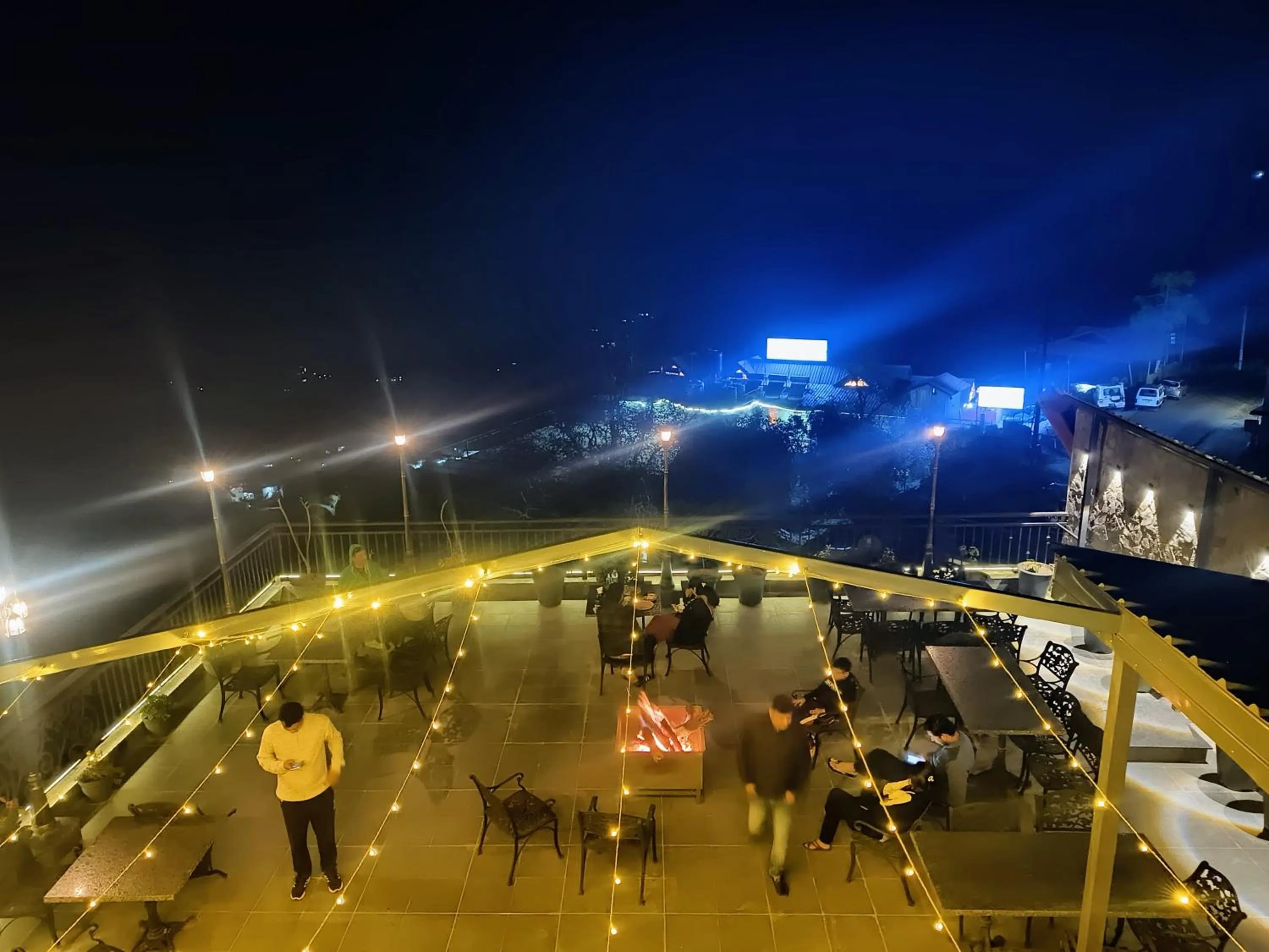 Night in Hotel Chail Residency