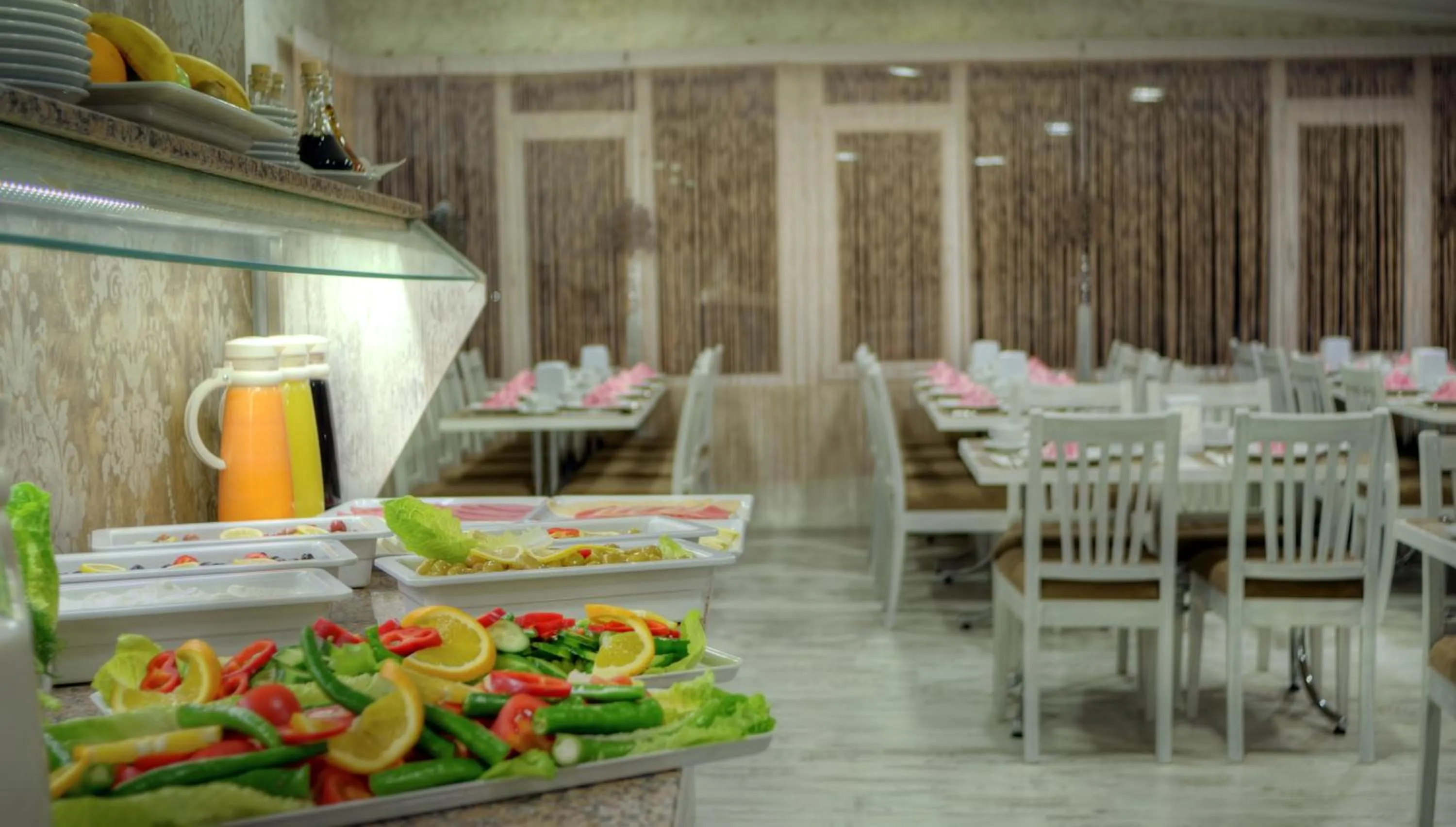 Restaurant/places to eat in Hotel Abro Sezenler