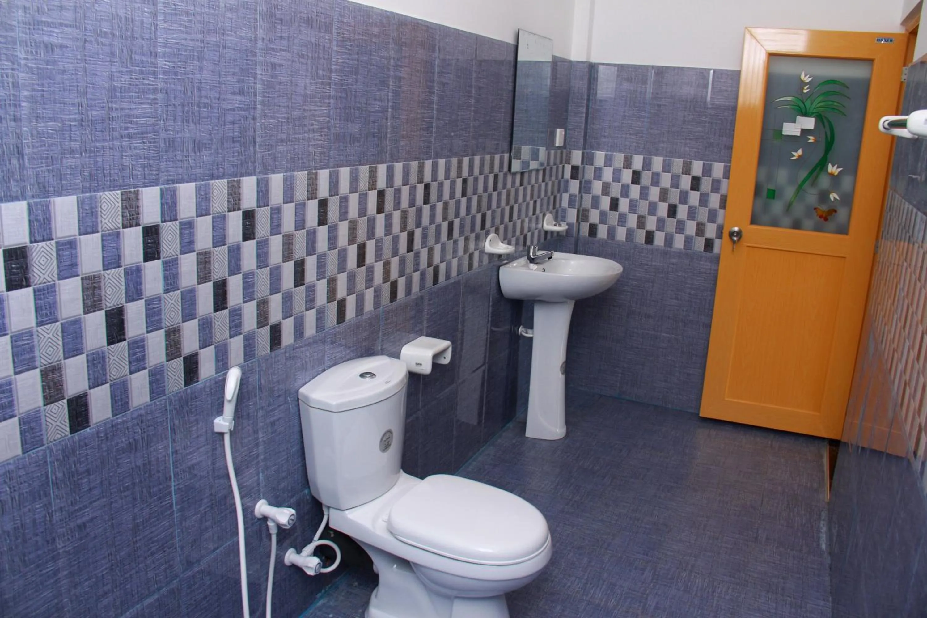 Toilet in Liyanage Resort