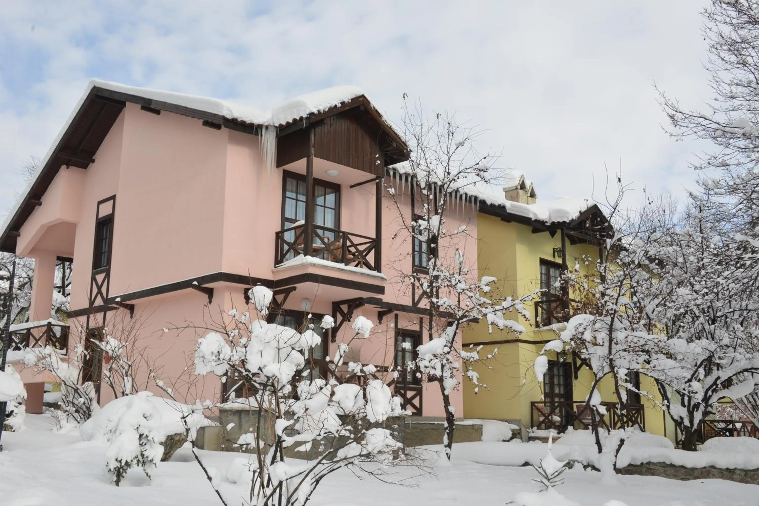 Property building in VONRESORT Abant