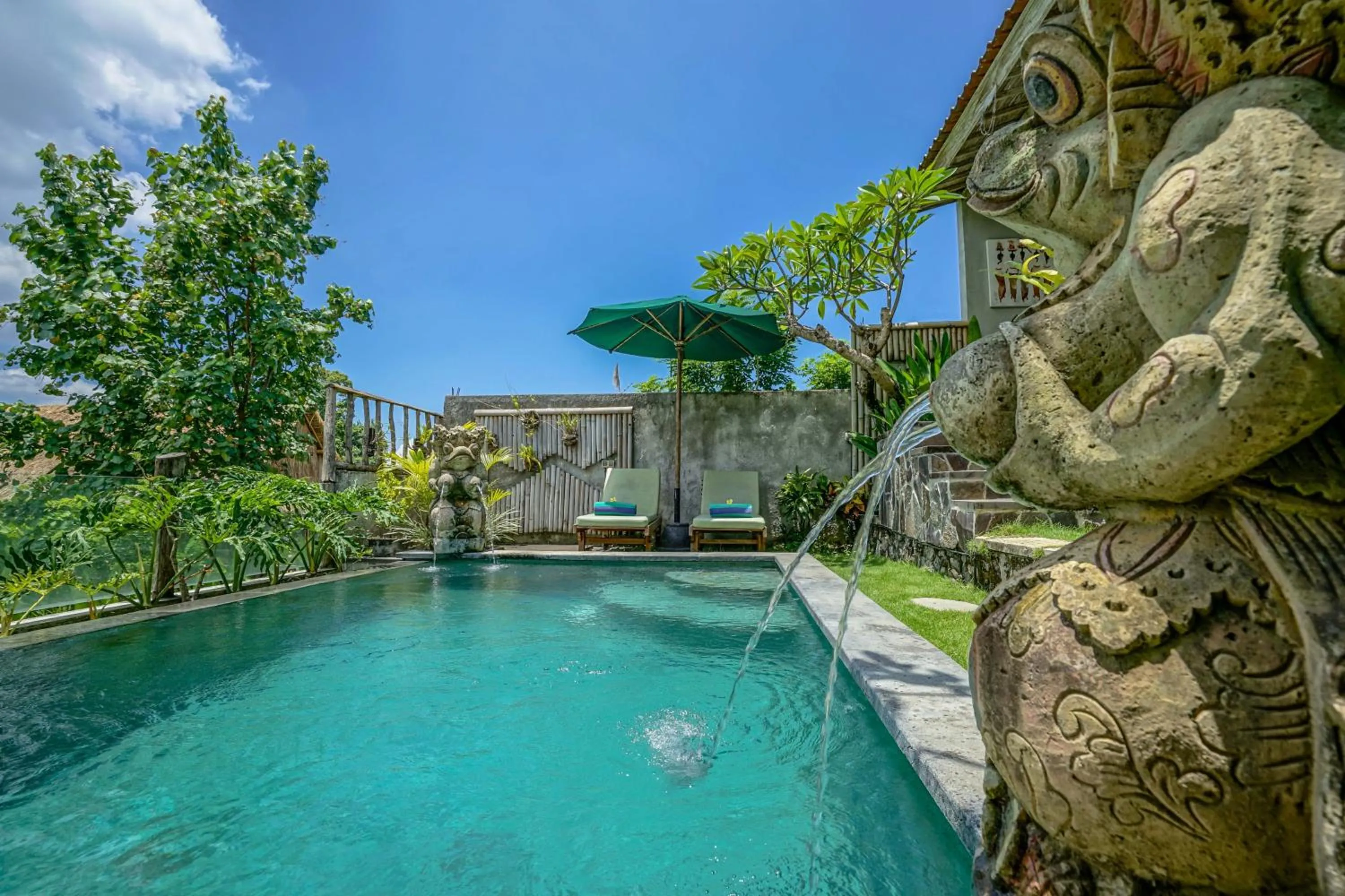 Swimming pool in KTS Balinese Villas