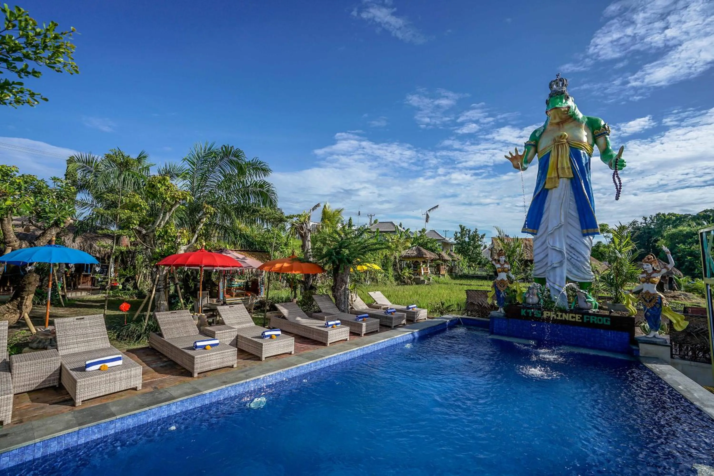 Swimming pool in KTS Balinese Villas