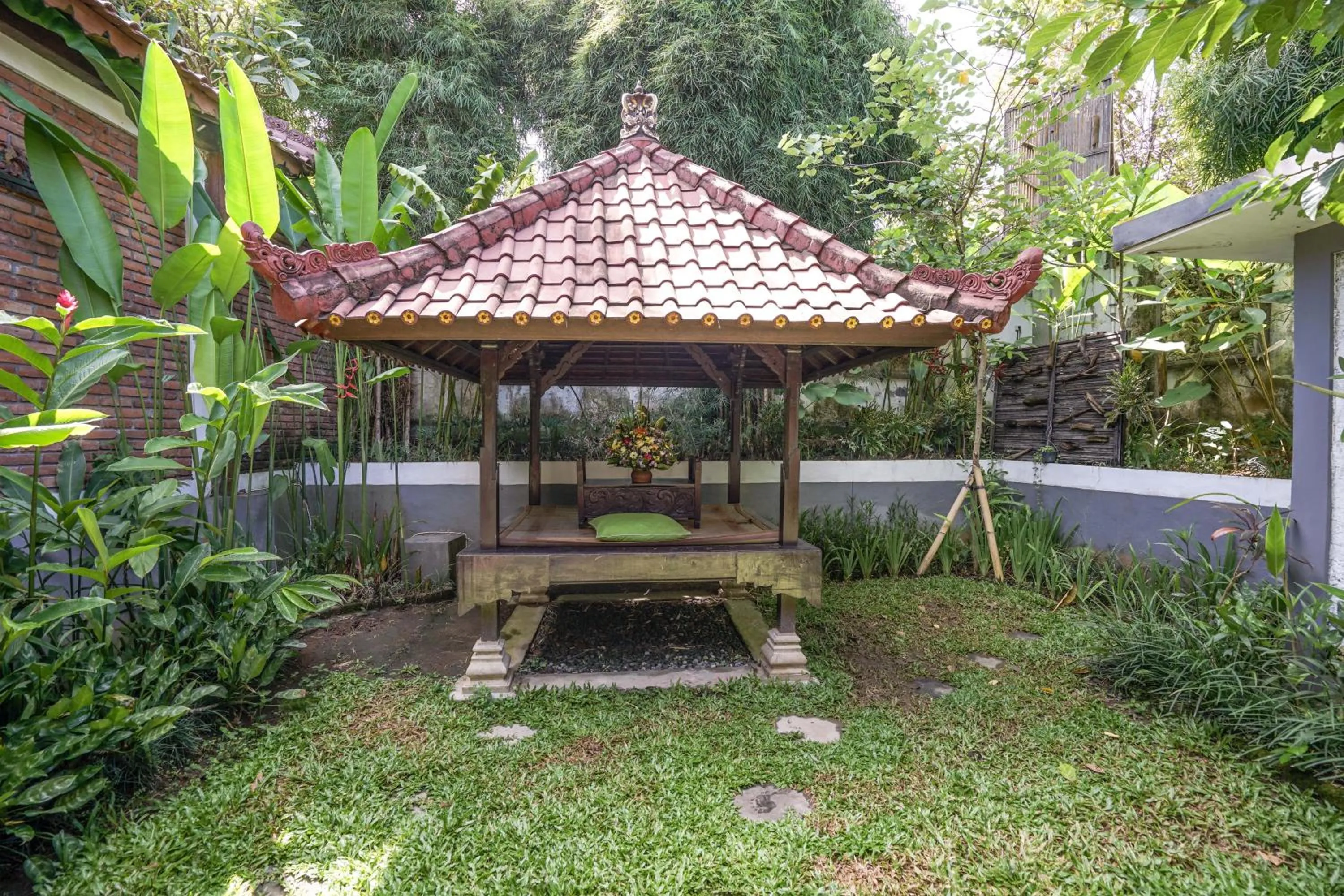 Garden in KTS Balinese Villas