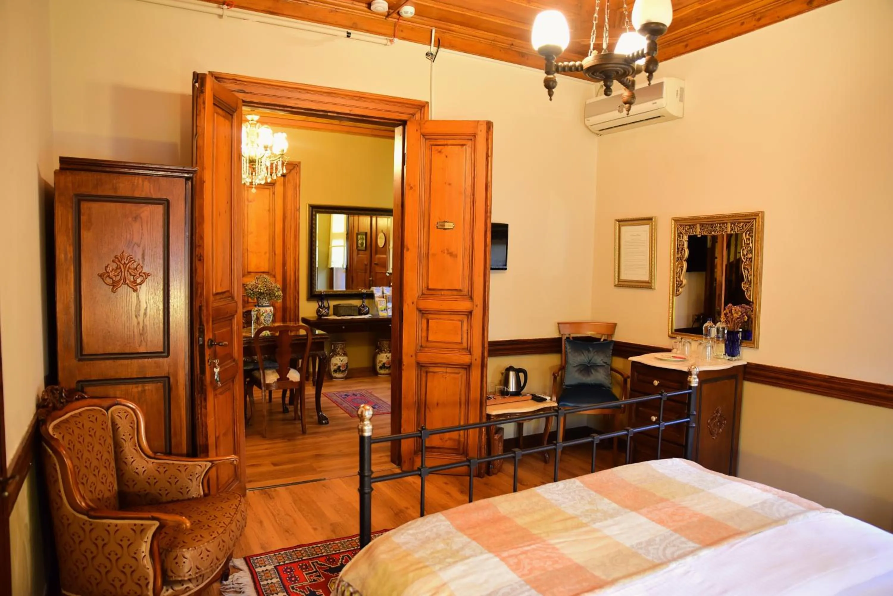 Photo of the whole room, Bed in Ottoman Suites by Sera House