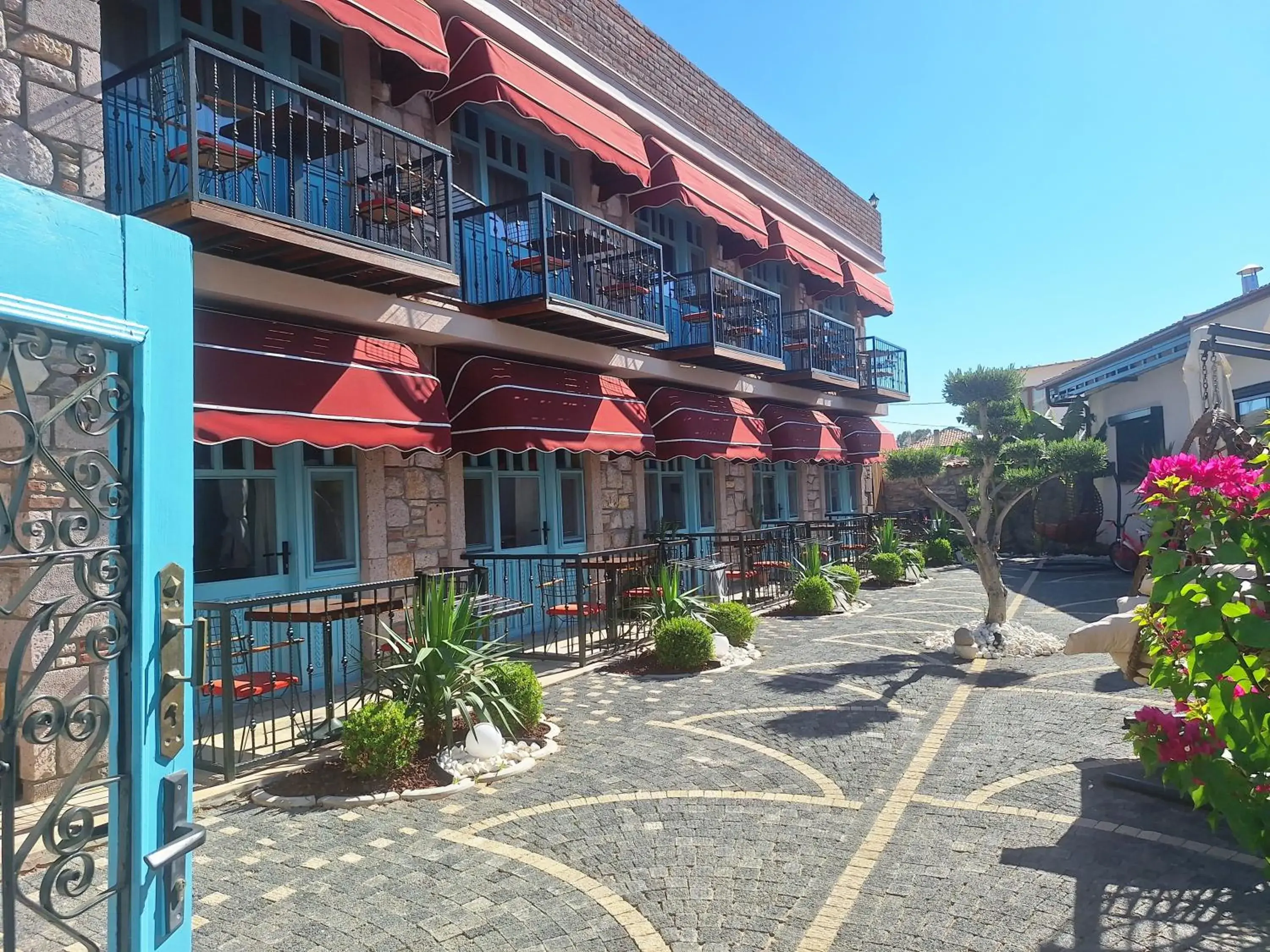 Tetka Konukevi Tetka Konukevi