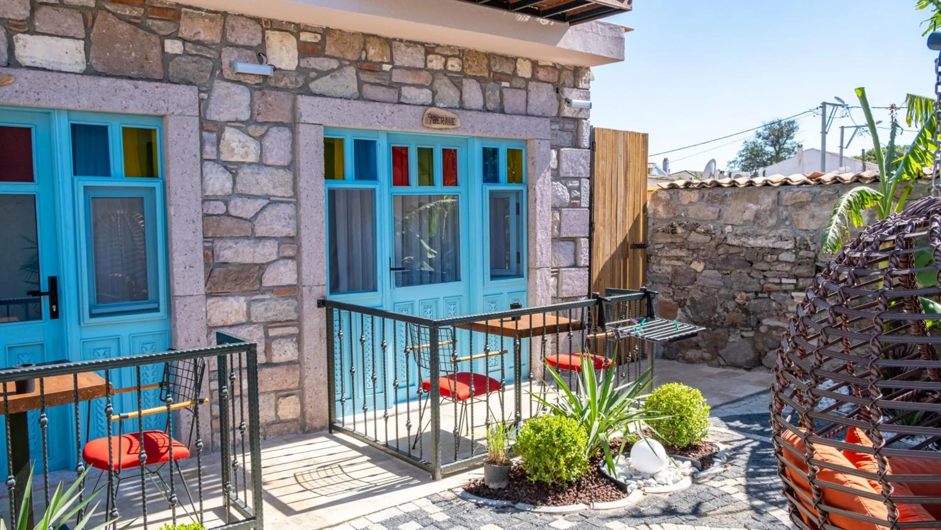 Property building in Tetka Konukevi