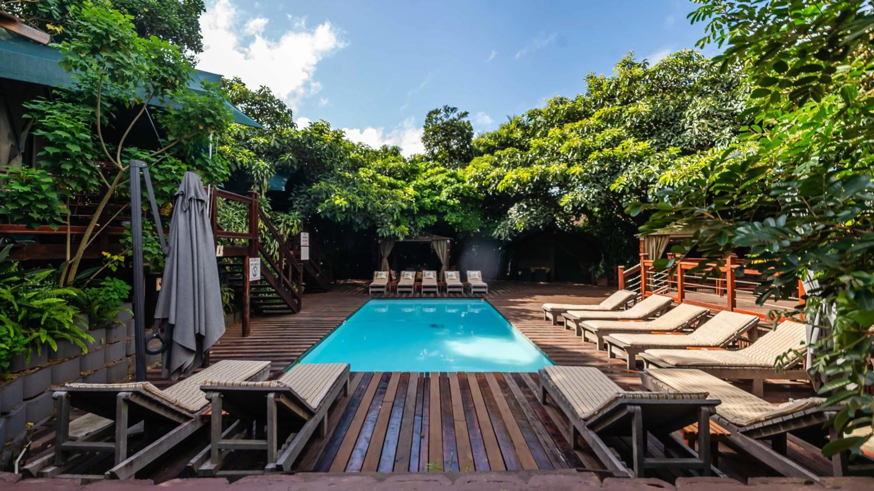 Luxury Tented Village @ Urban Glamping