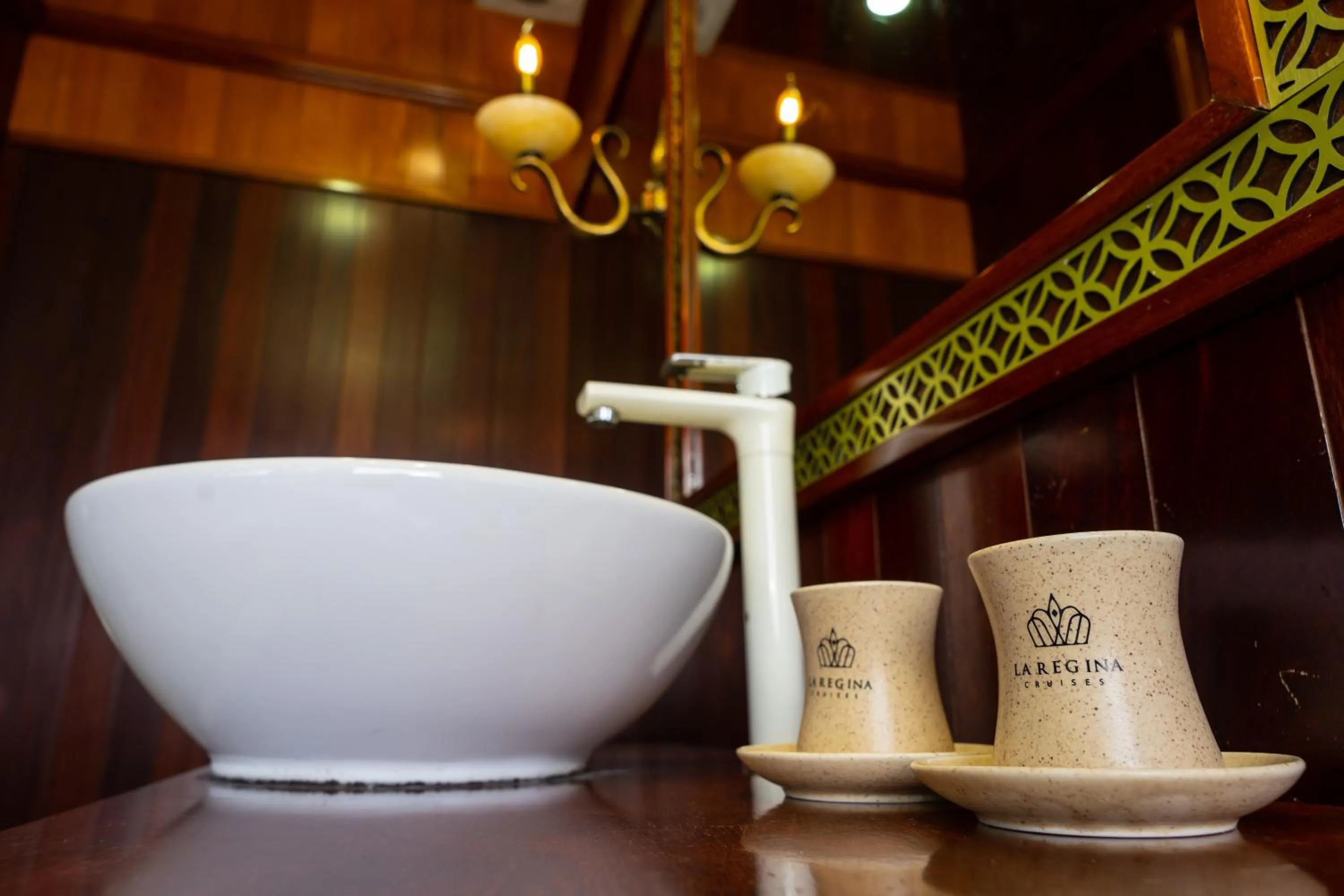 Bathroom in La Regina Royal Cruise