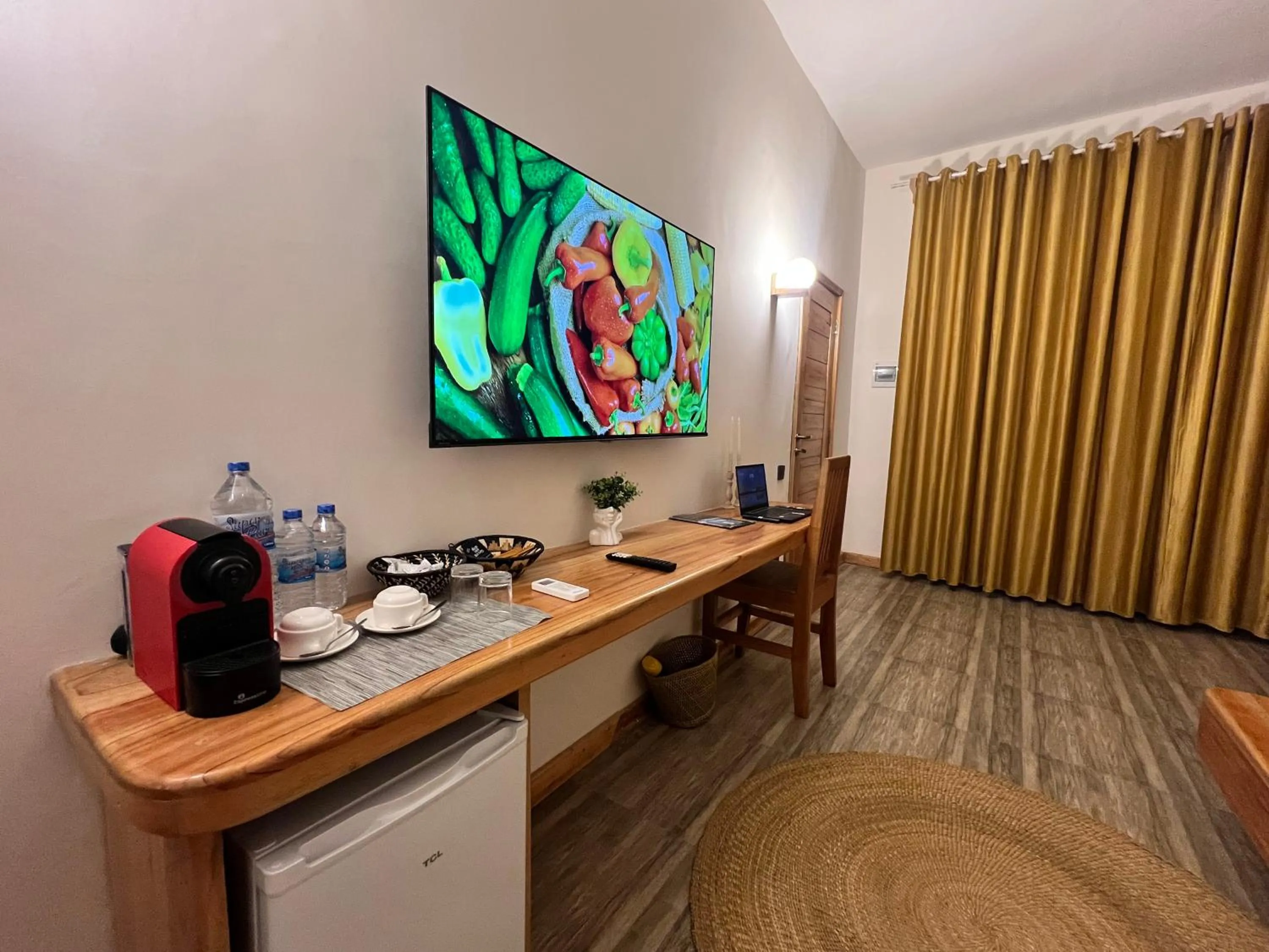 TV and multimedia in Tropical Nungwi