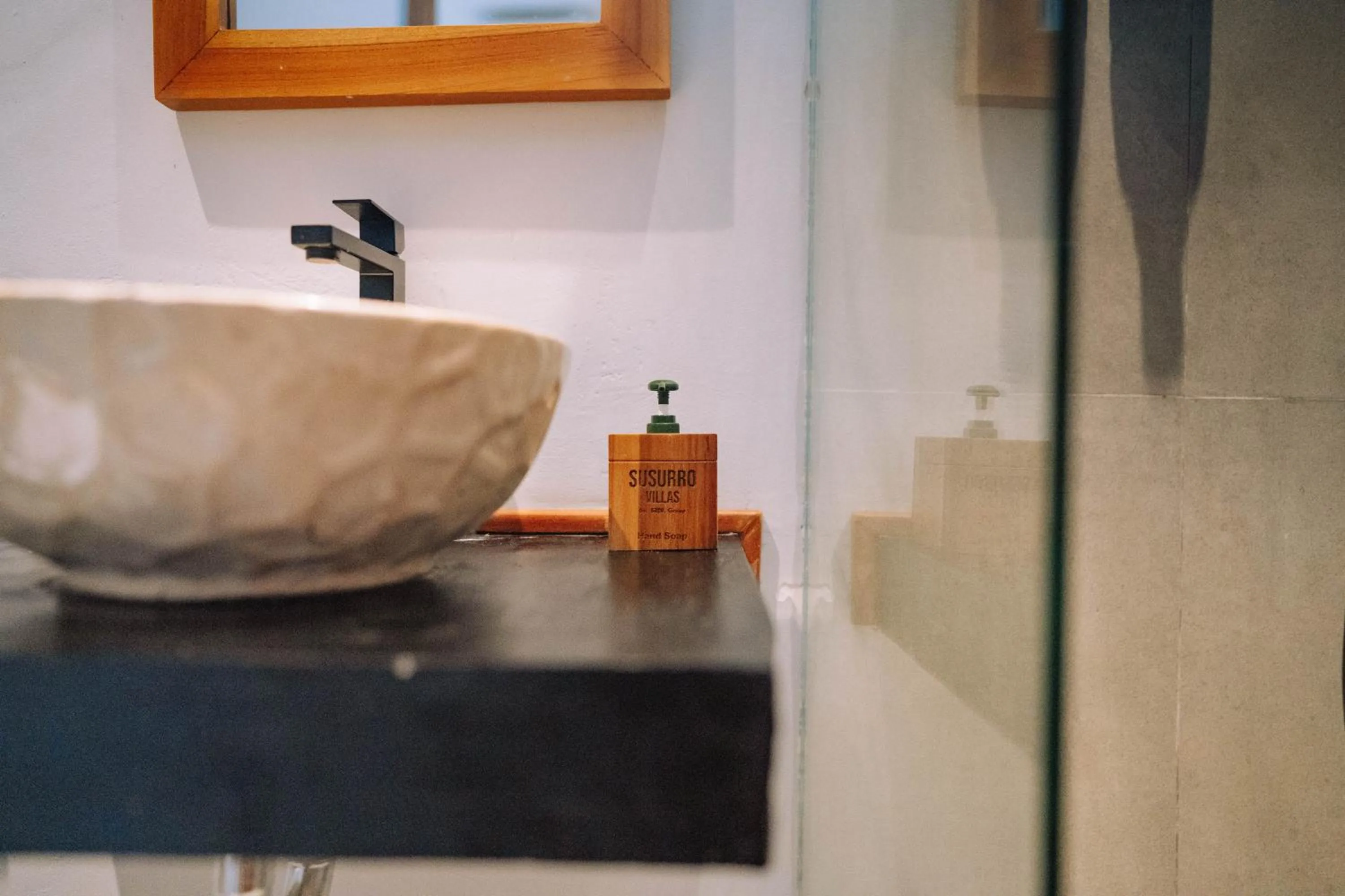 Bathroom in Susurro Villas - New Cozy Bungalow - Private Kitchen - Free Gym Access - 80Mbps WiFi