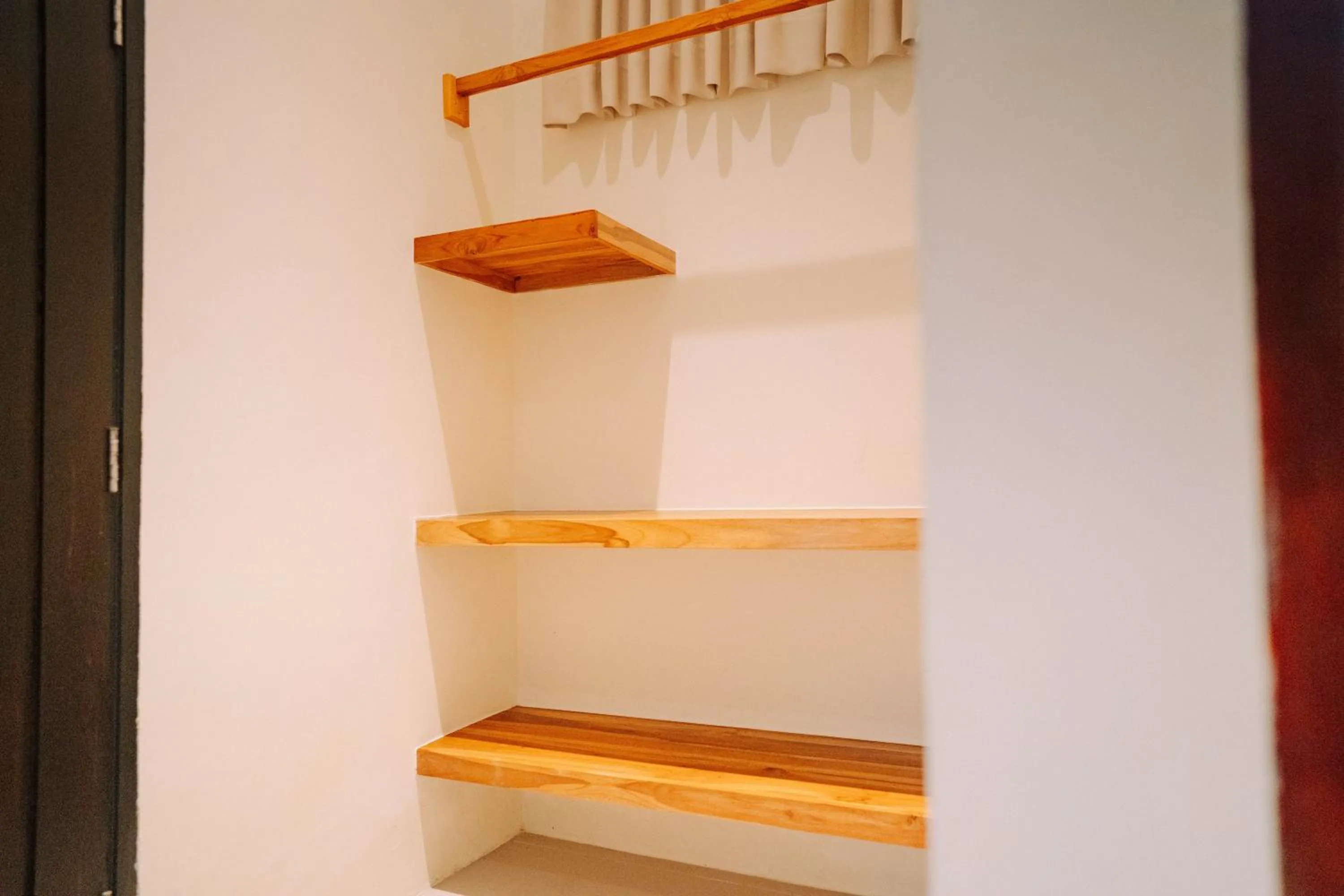 wardrobe in Susurro Villas - New Cozy Bungalow - Private Kitchen - Free Gym Access - 80Mbps WiFi