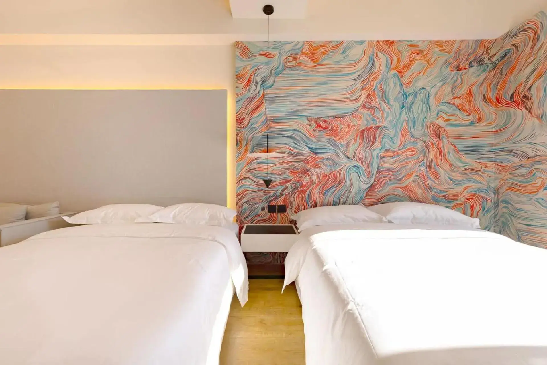 Deluxe Queen Room with Two Queen Beds in Dream Inn Hotel Beijing Deluxe Queen Room with Two Queen Beds in Dream Inn Hotel Beijing