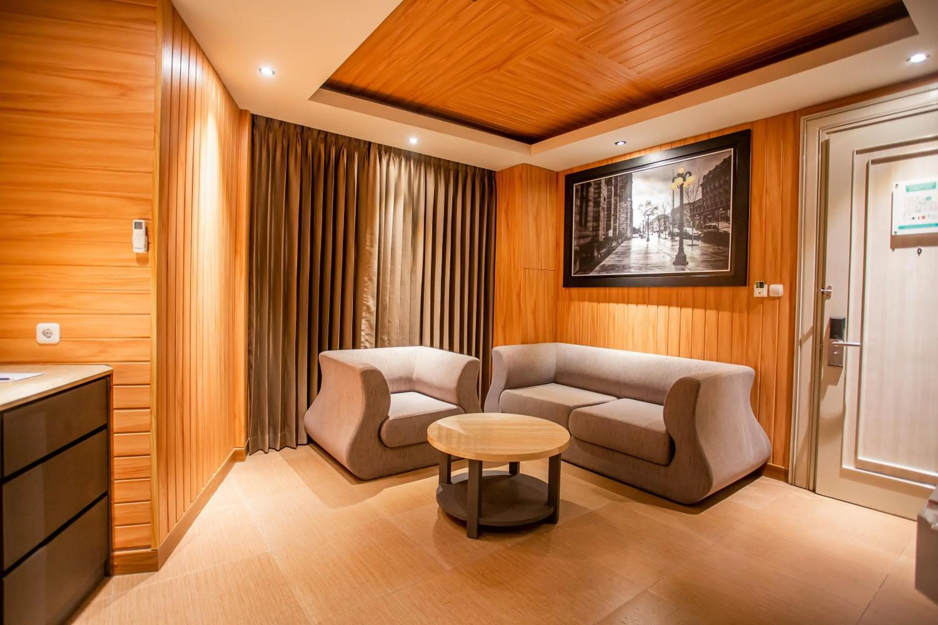 Living room in Avery De Grand City Hotel Bandung