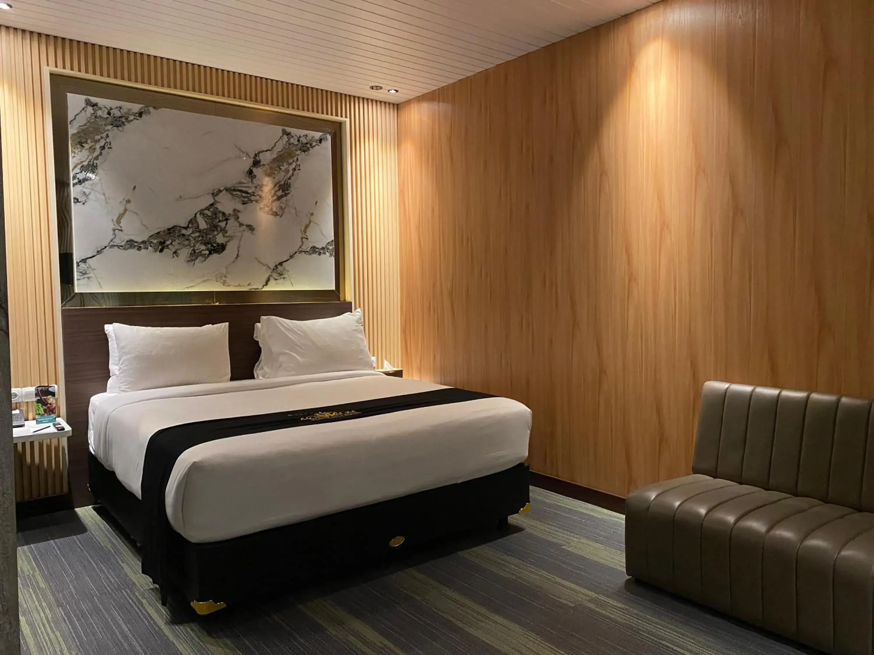 King Room in Avery De Grand City Hotel Bandung King Room in Avery De Grand City Hotel Bandung