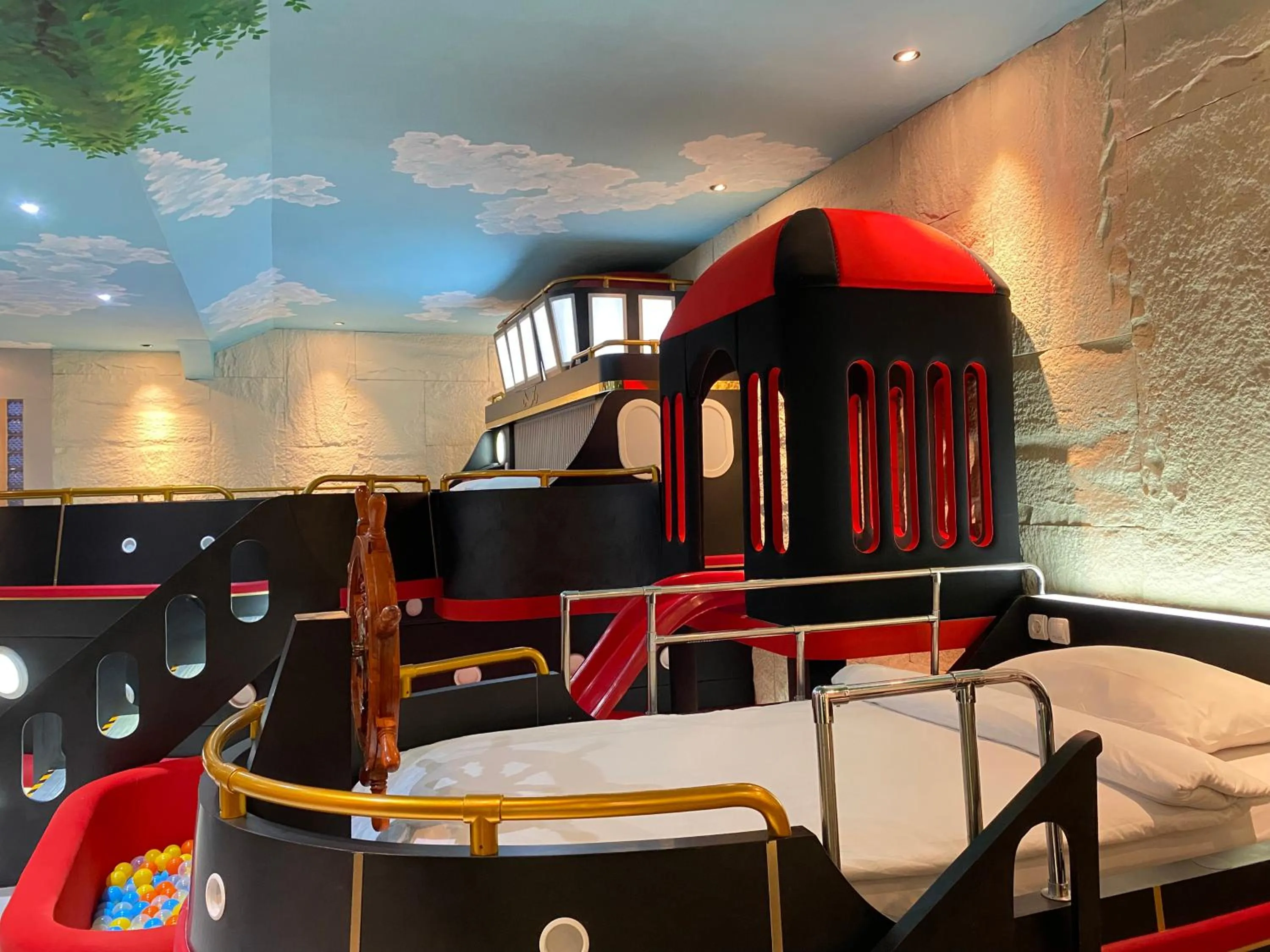 Bedroom, Bed in Avery De Grand City Hotel Bandung