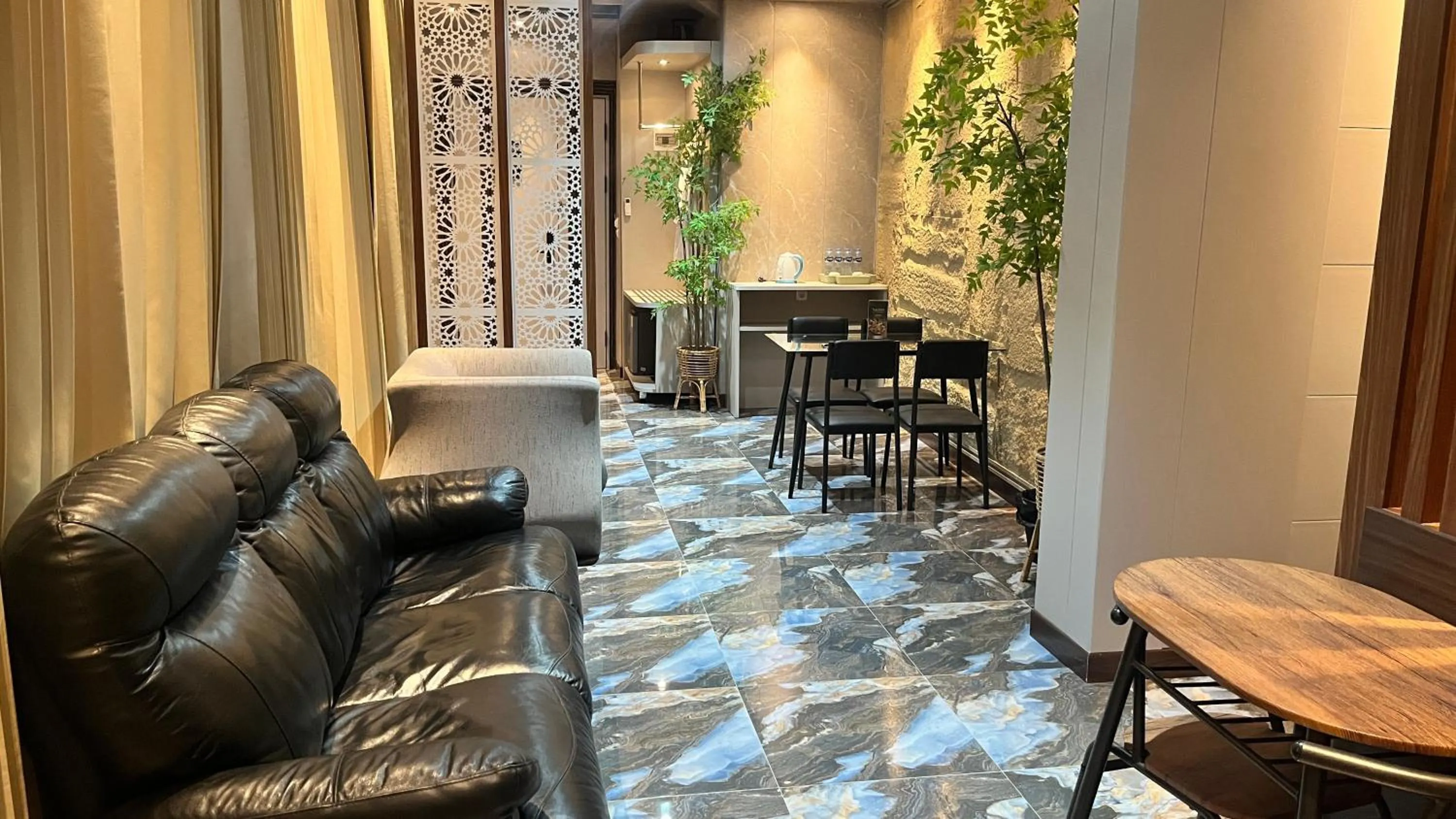 Living room in Avery De Grand City Hotel Bandung