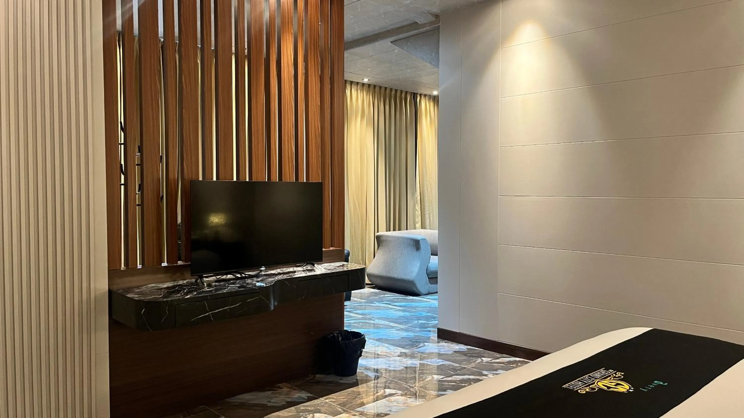 Avery De Grand City Hotel Bandung