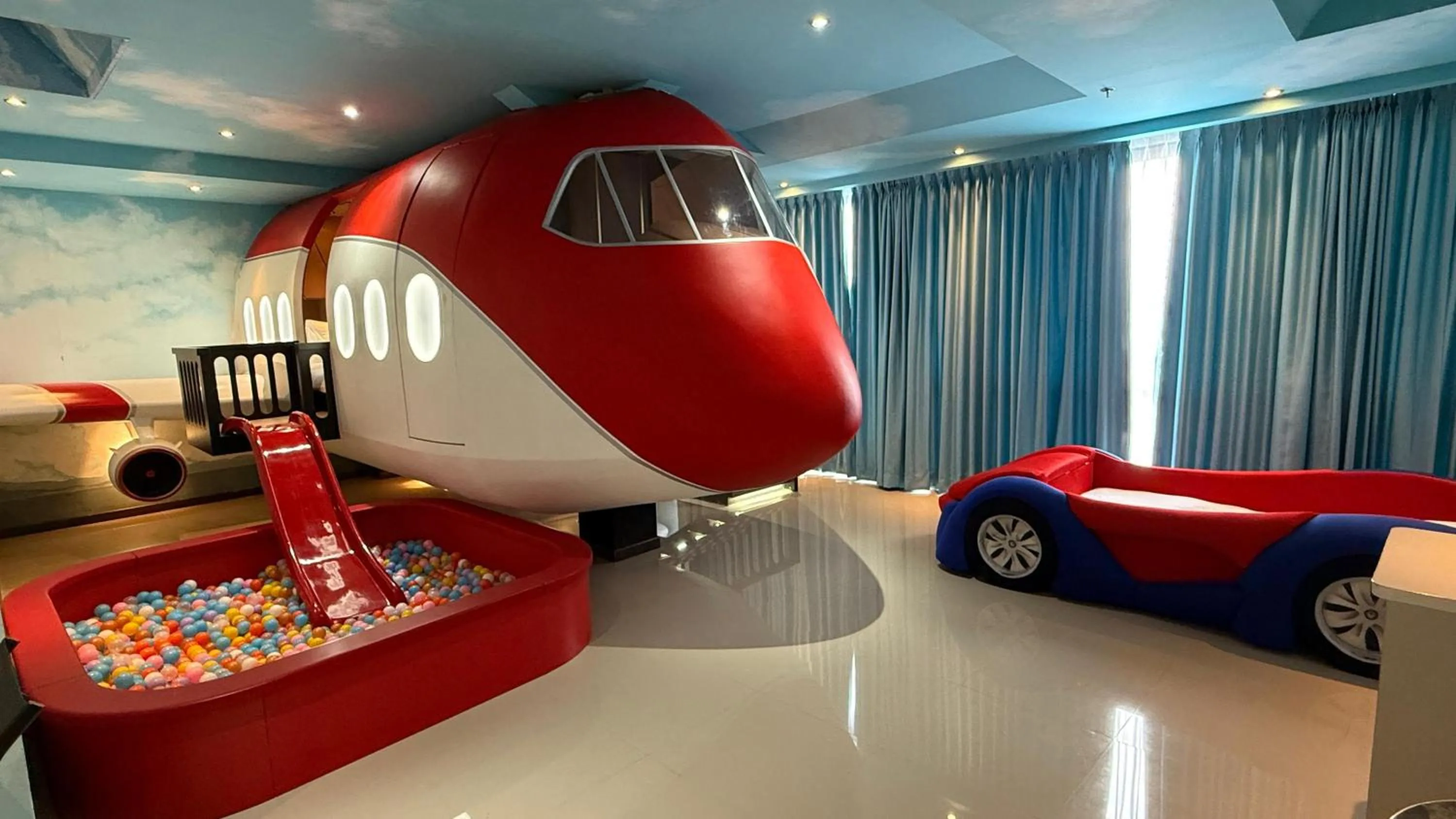 Bed in Avery De Grand City Hotel Bandung