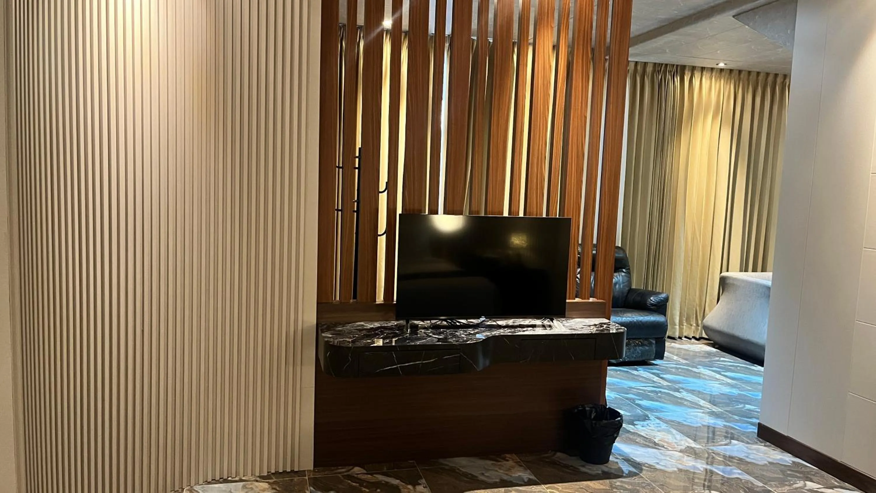 Avery De Grand City Hotel Bandung