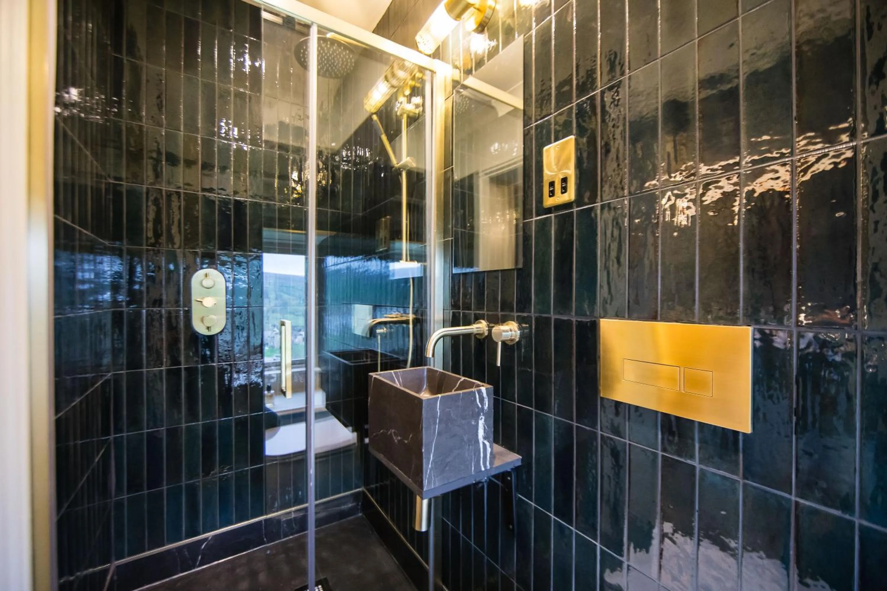 Shower in The Burgoyne - Stunning Hotel with Amazing Views and Impeccable Service