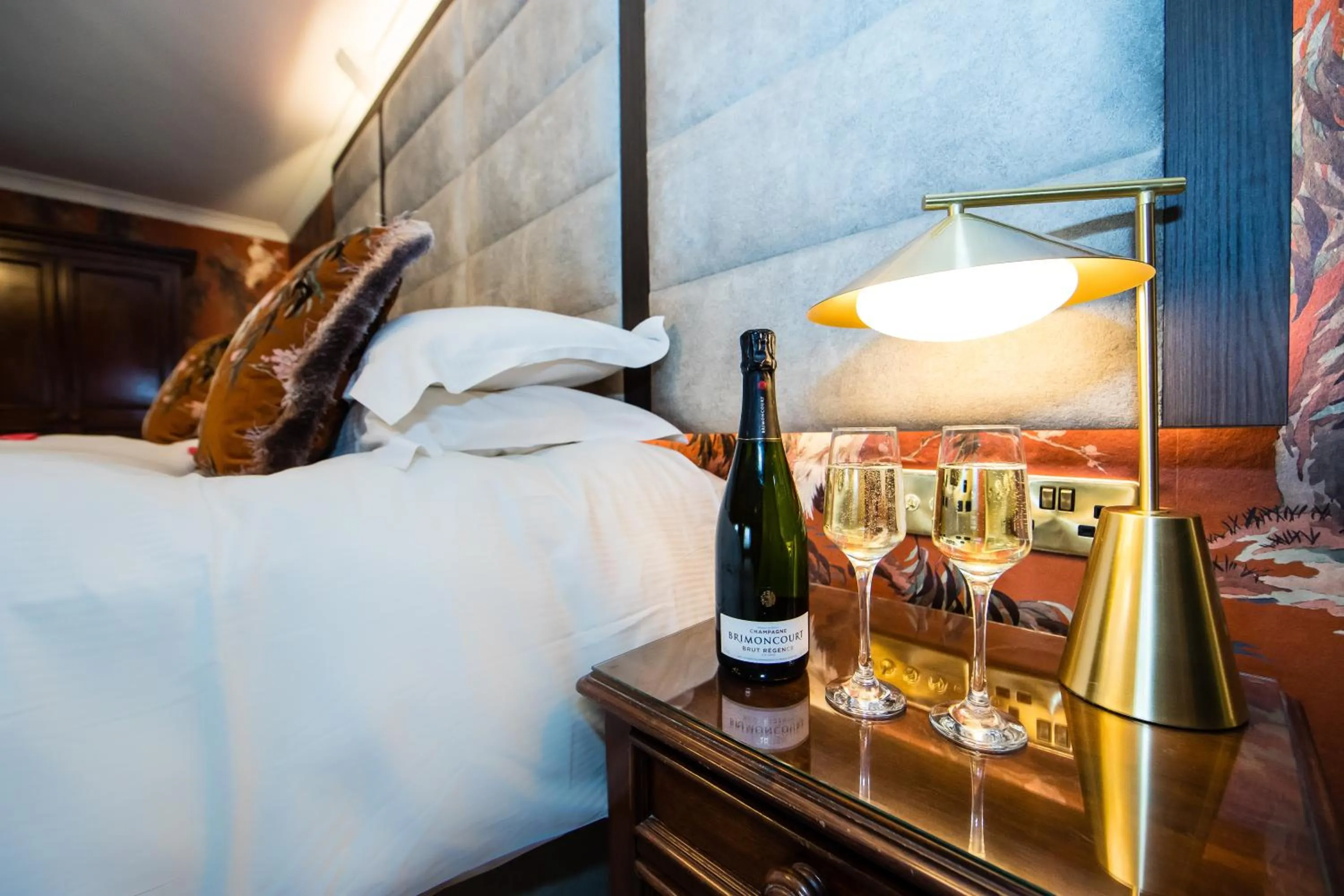 Bed in The Burgoyne - Stunning Hotel with Amazing Views and Impeccable Service