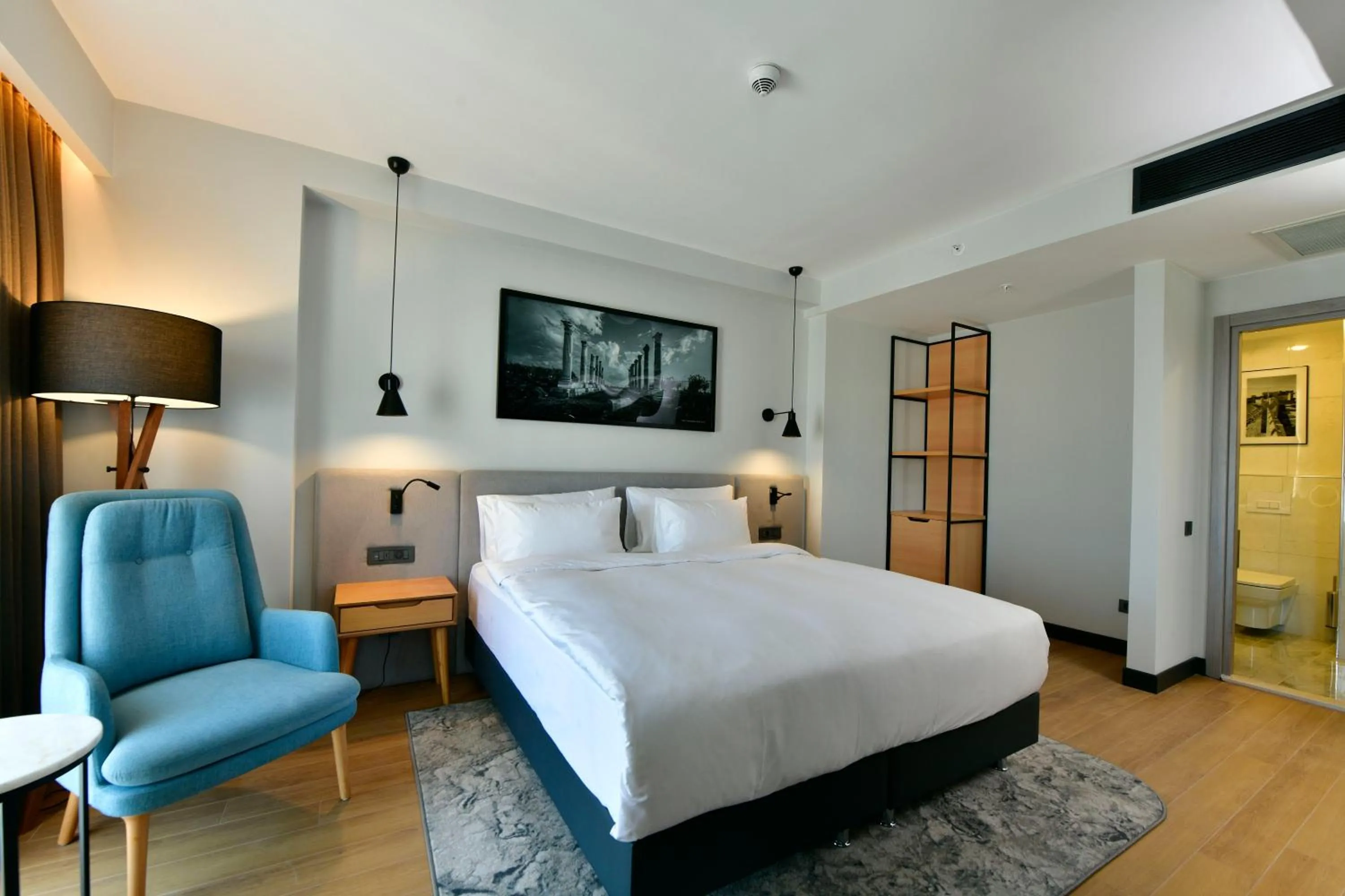 Bed in Radisson Hotel Mersin