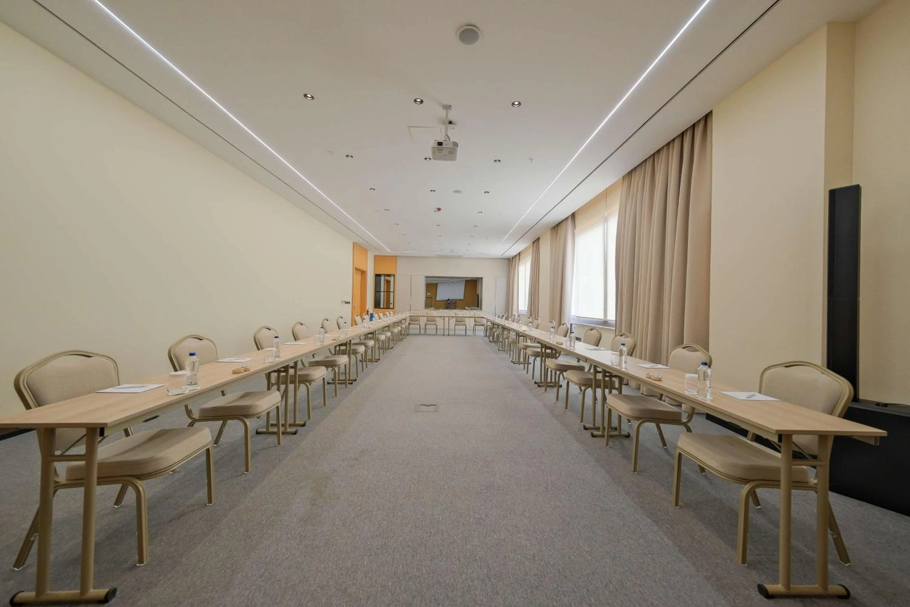 Meeting/conference room in Radisson Hotel Mersin