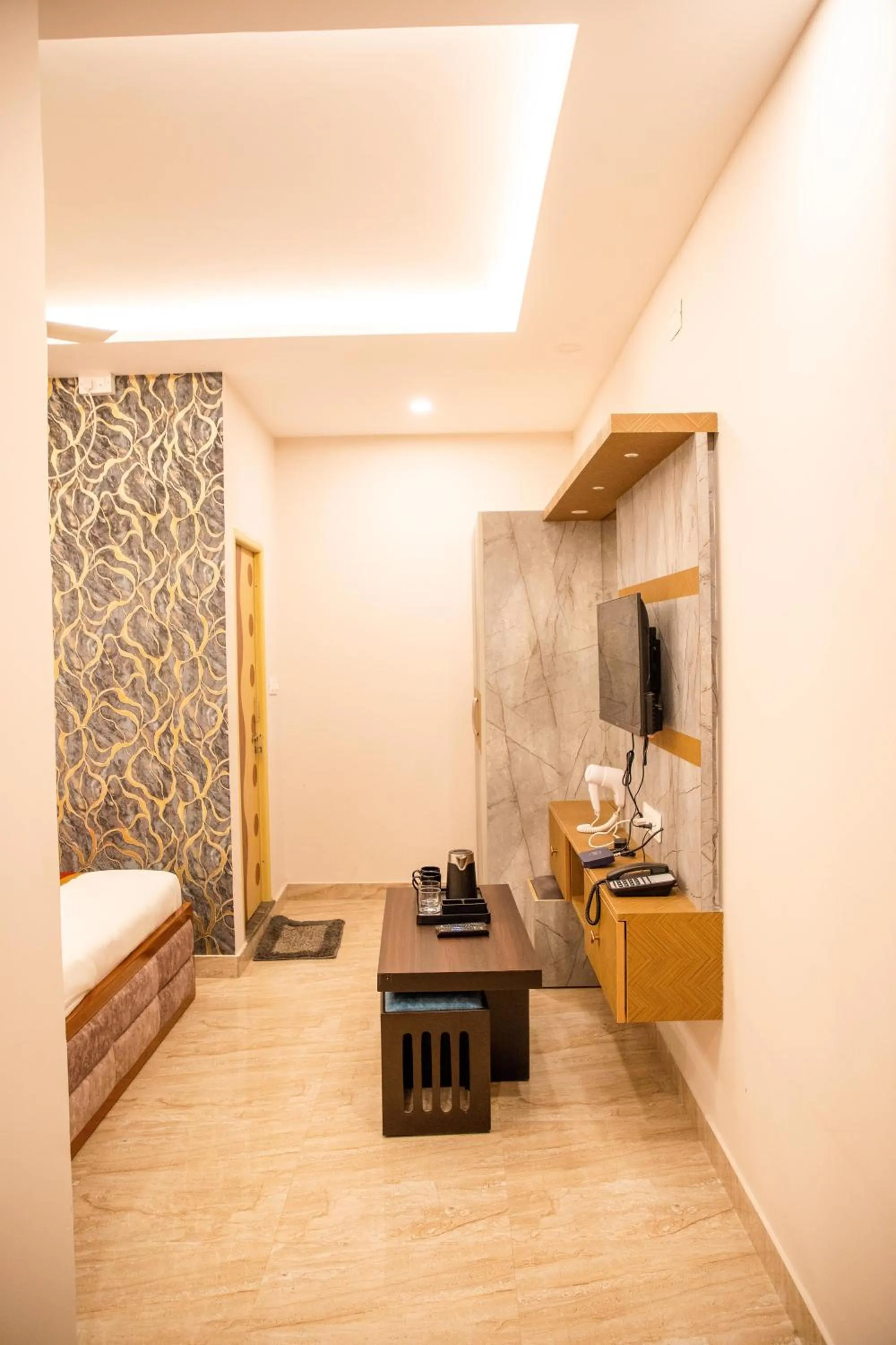 TV and multimedia, Bed in Serenity Stay Inn