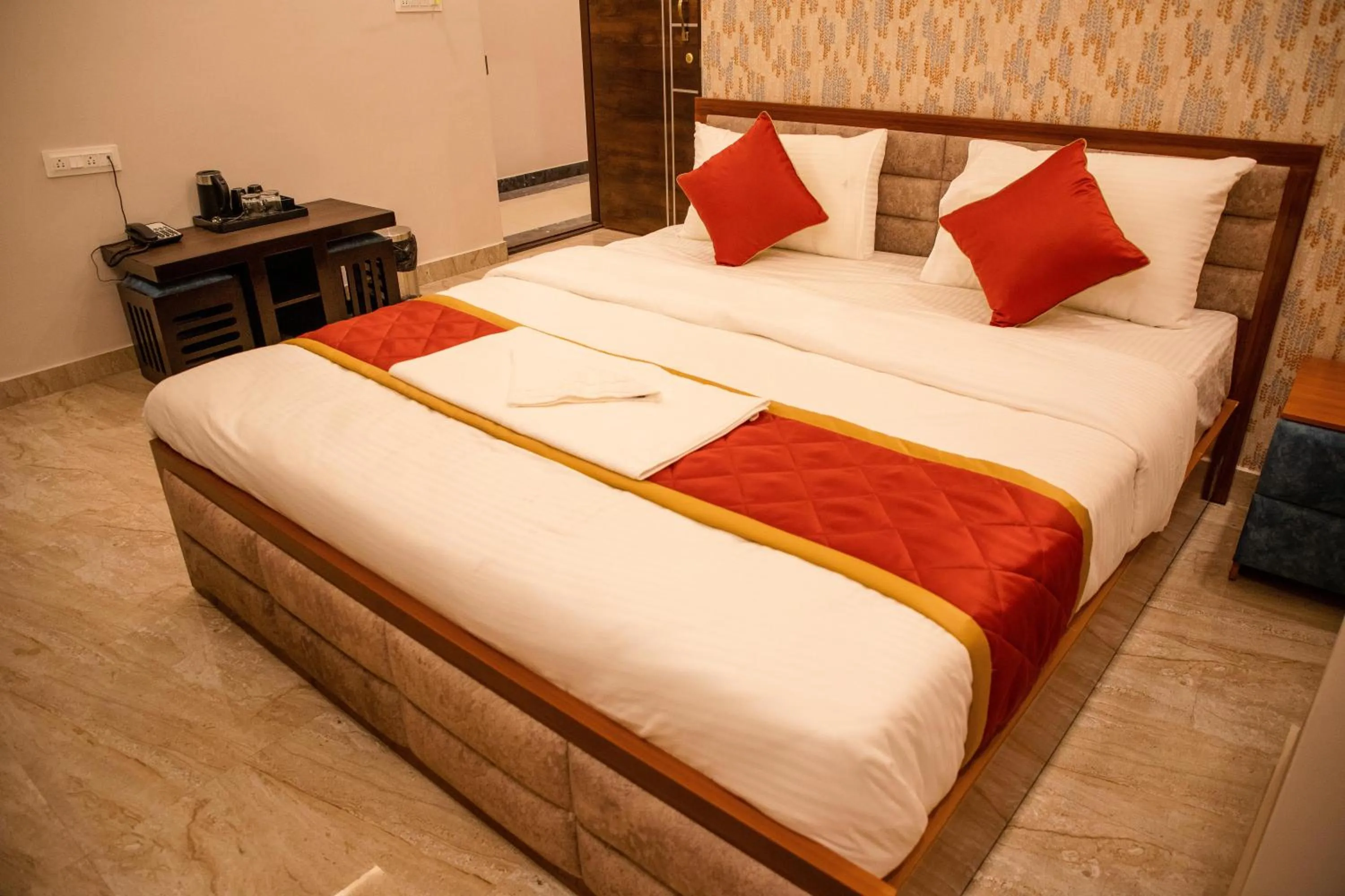 Bedroom, Bed in Serenity Stay Inn