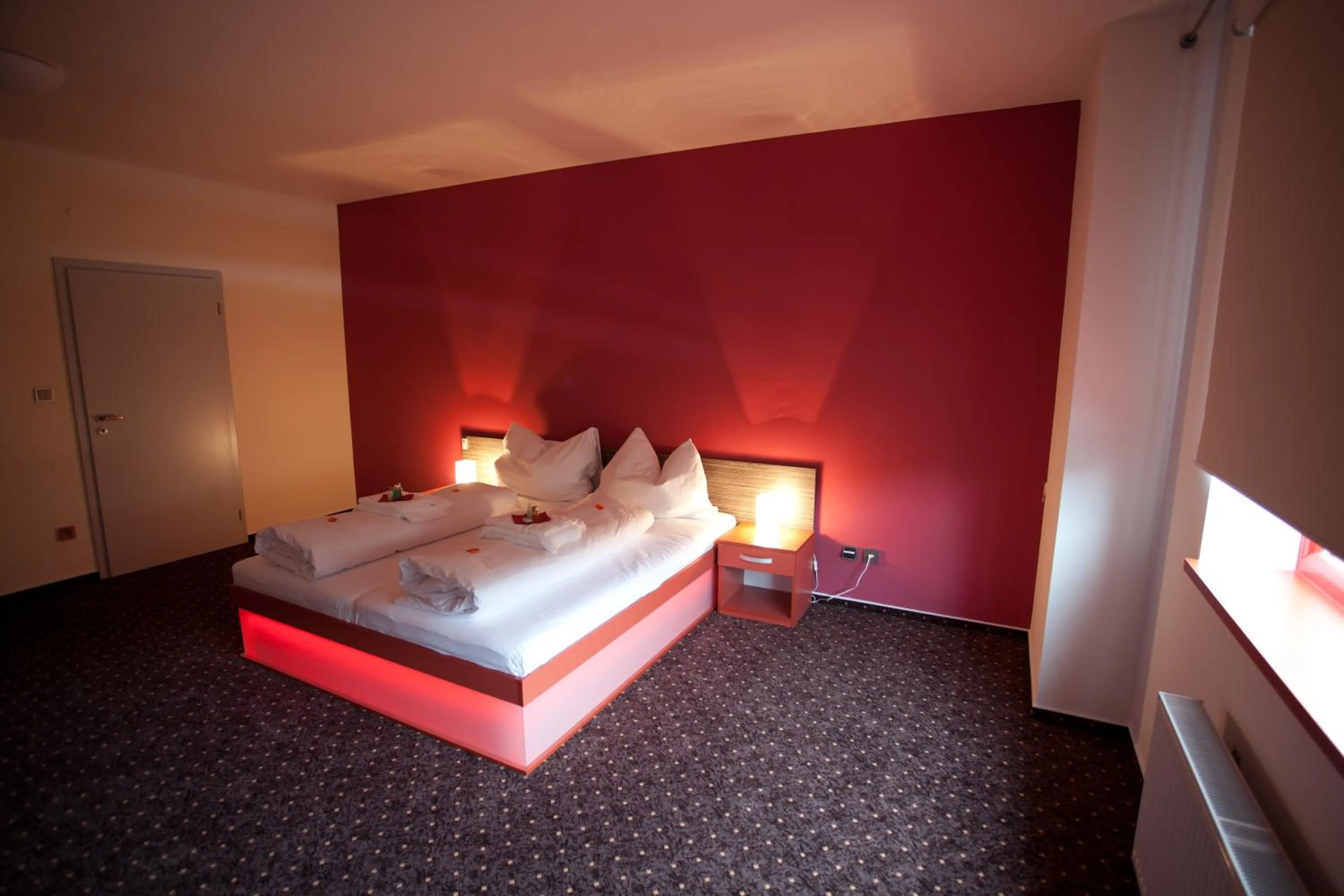 Photo of the whole room, Bed in Hotel Galaxie