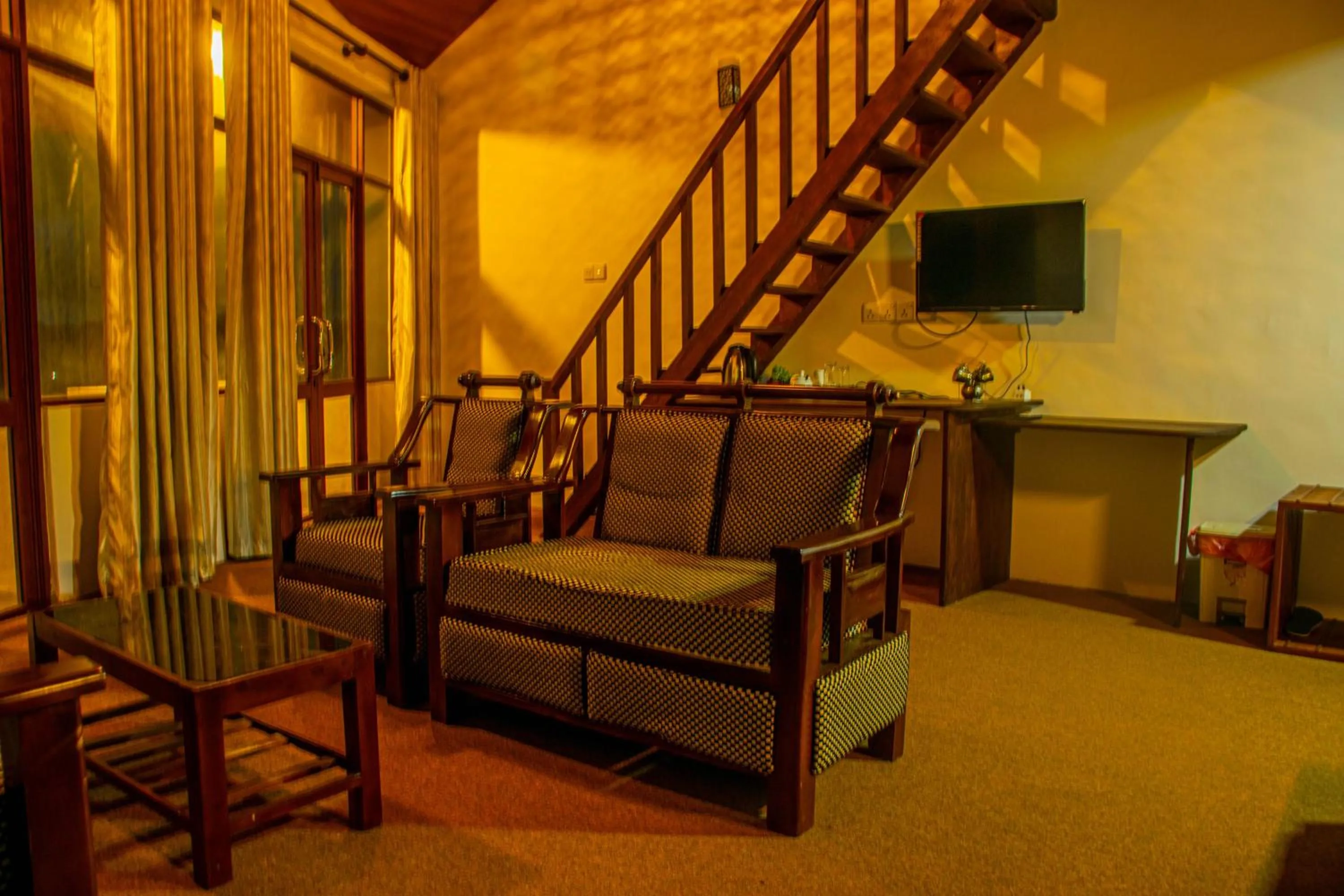 TV and multimedia in MANUDI Glenfallsedge Rest