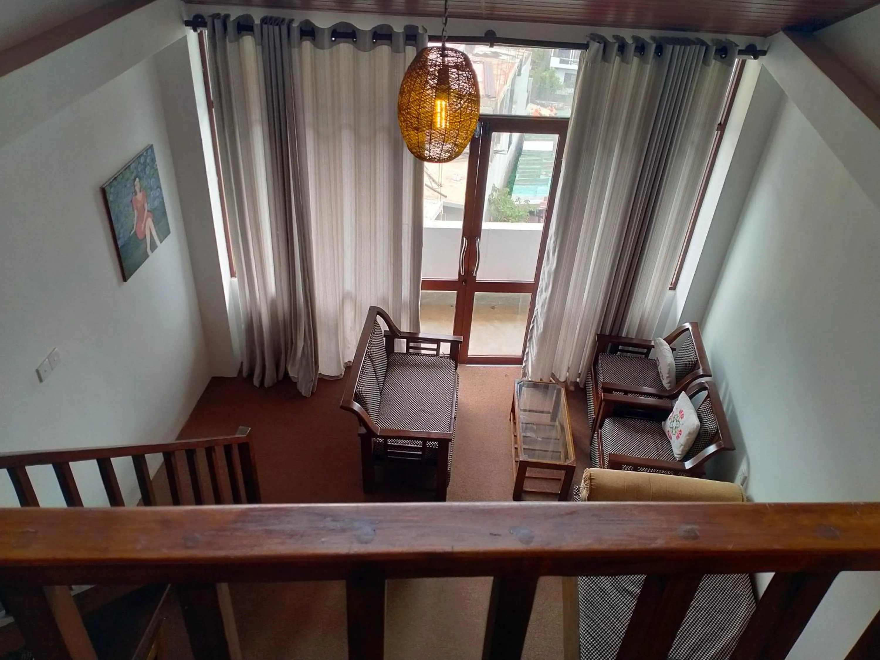 Seating area in MANUDI Glenfallsedge Rest