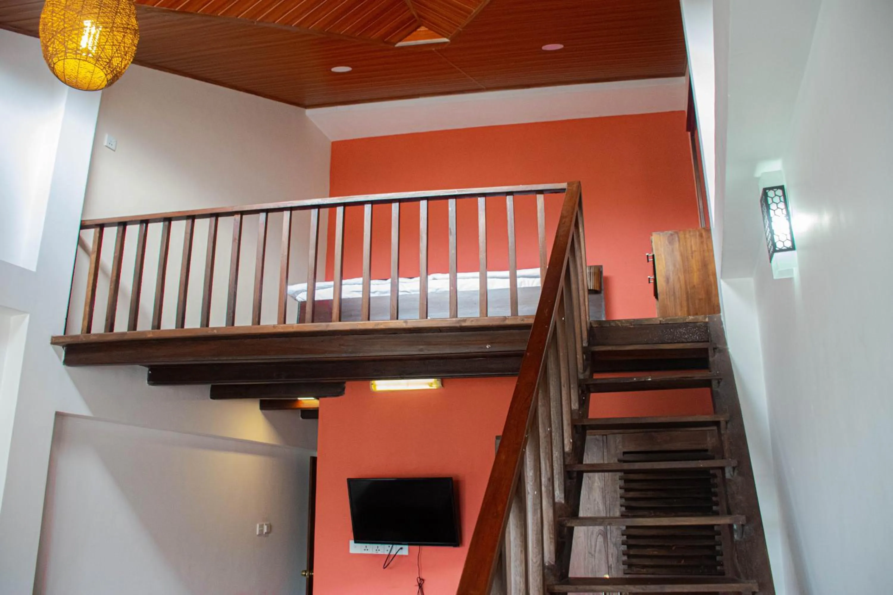 TV and multimedia in MANUDI Glenfallsedge Rest