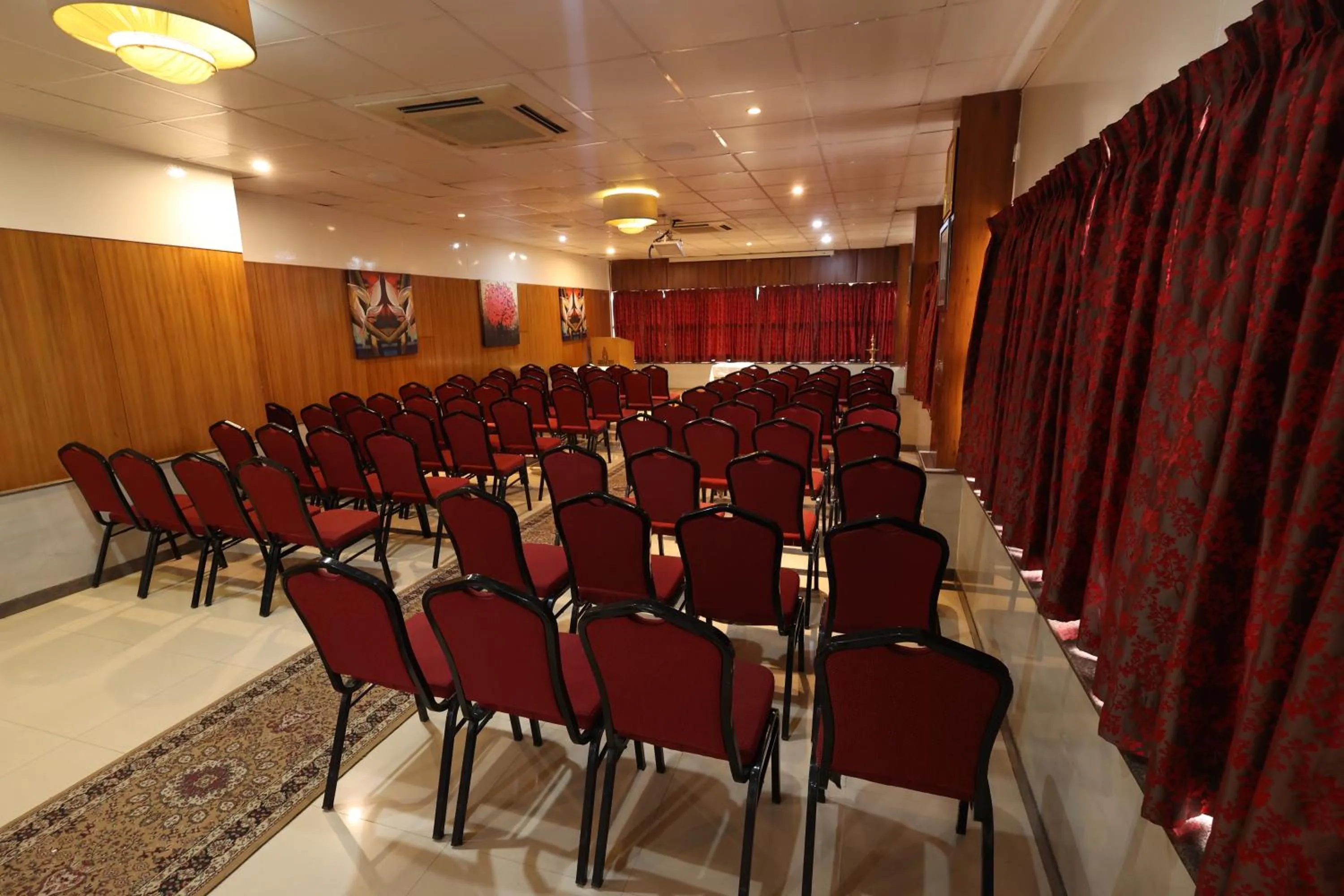 Banquet/Function facilities in Akash Inn