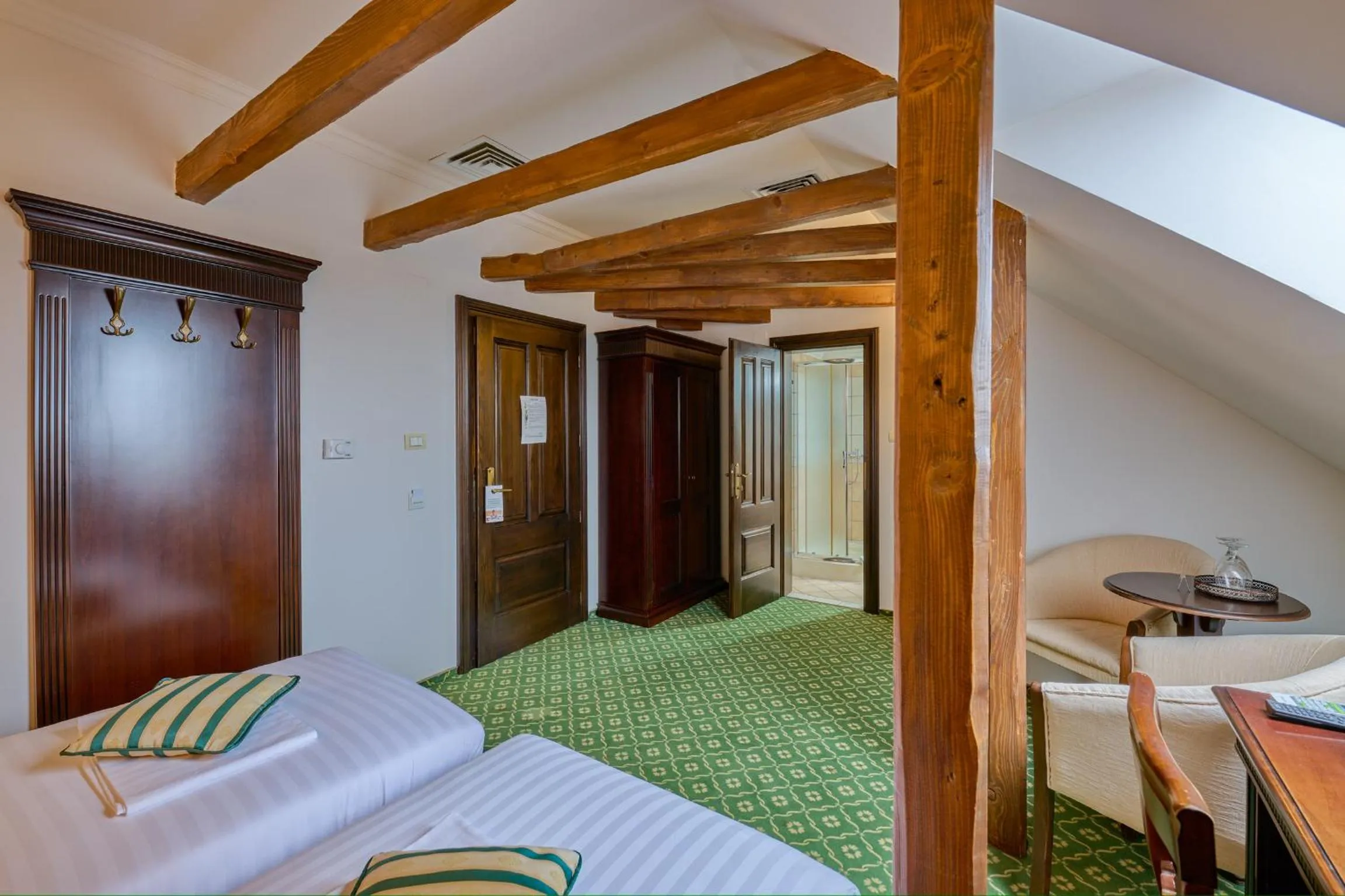 Bed in Hotel Classico Timisoara