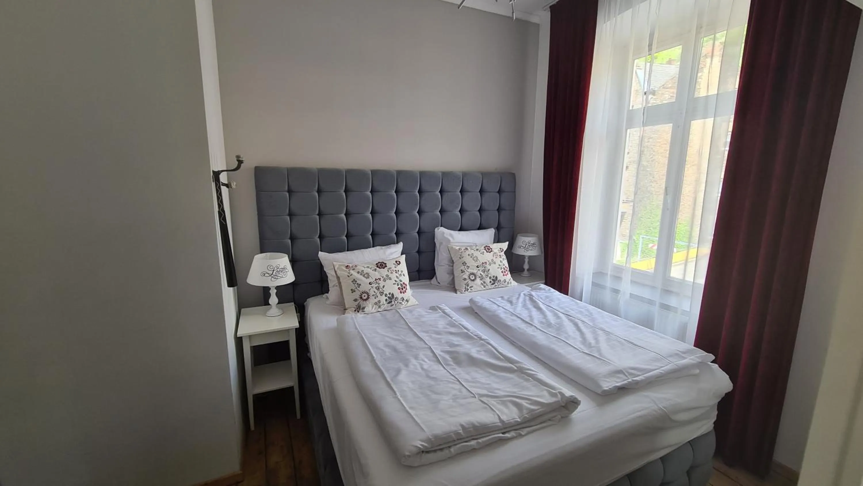 Bed in Hotel Osteria Del Vino Cochem