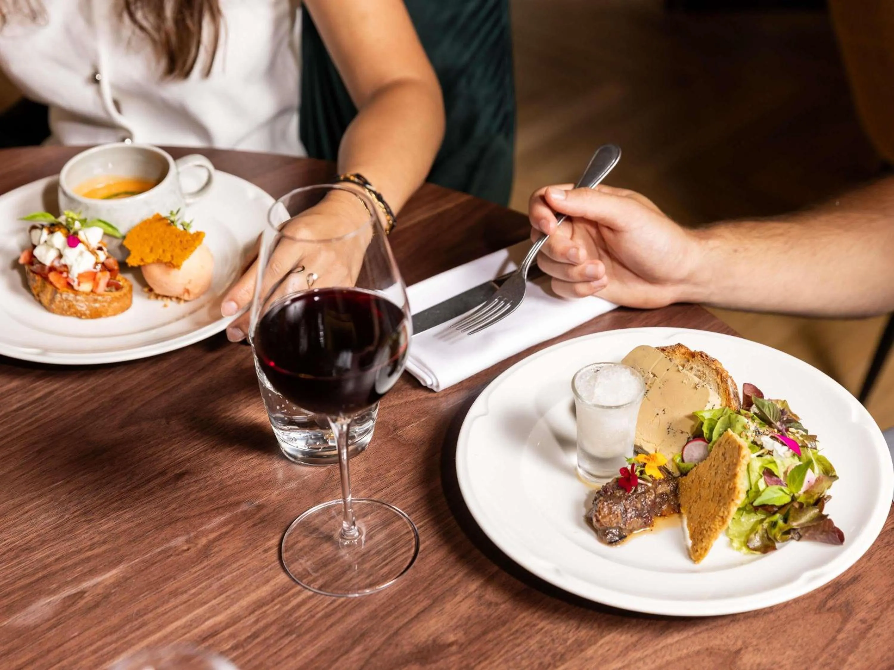 Restaurant/places to eat in Mercure Ax Les Thermes