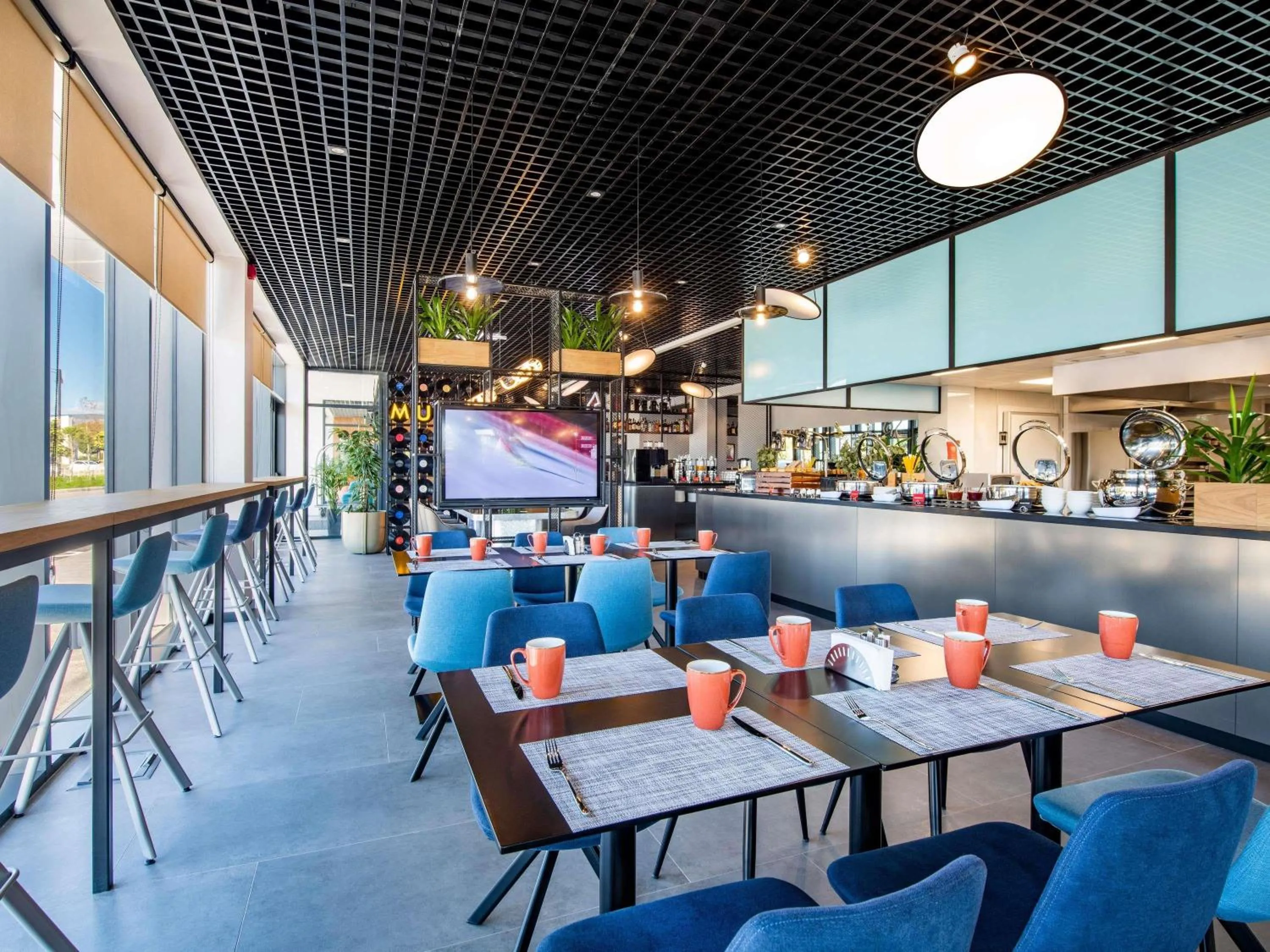 Restaurant/places to eat in ibis Tbilisi Airport