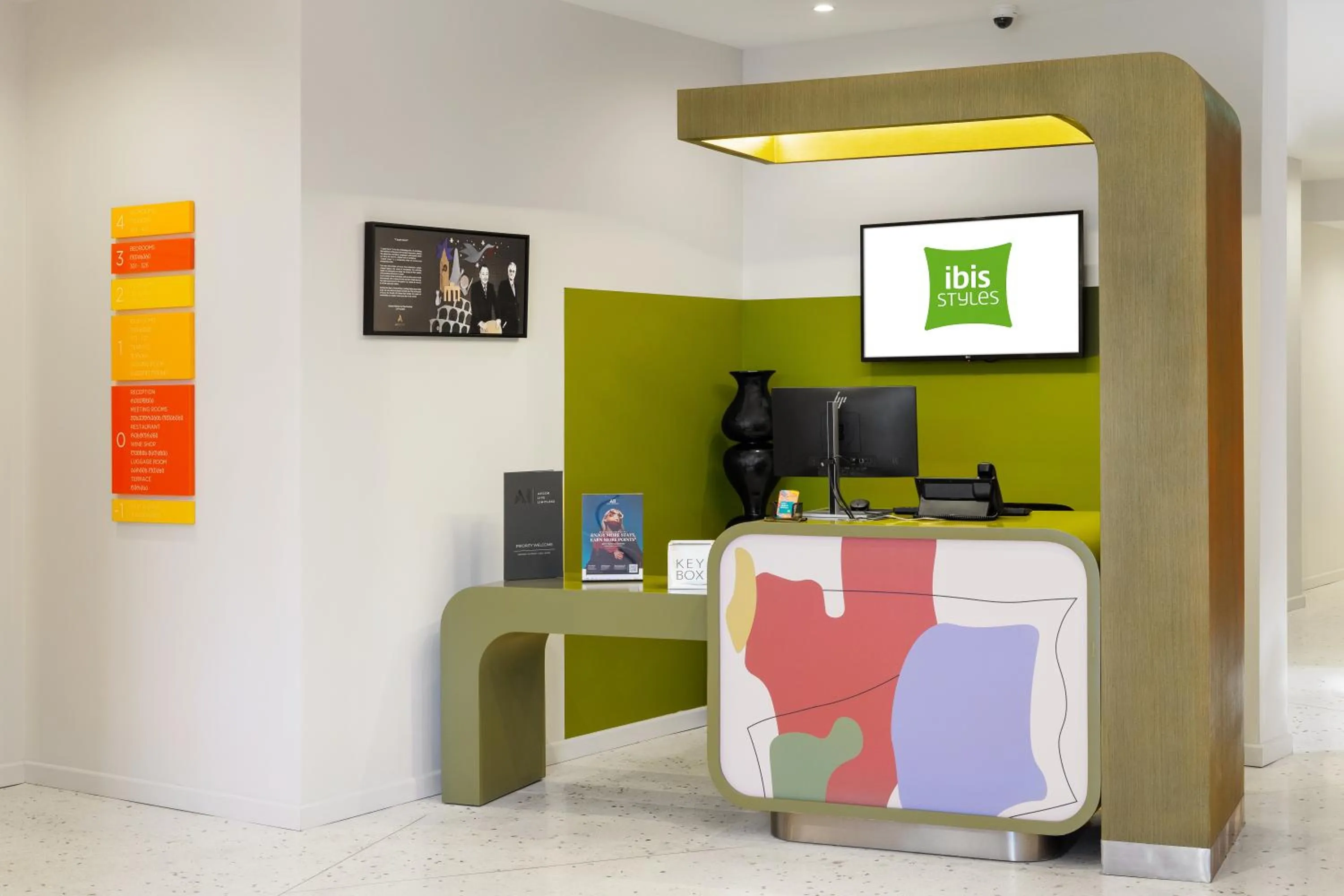 Lobby or reception in ibis Styles Old Tbilisi