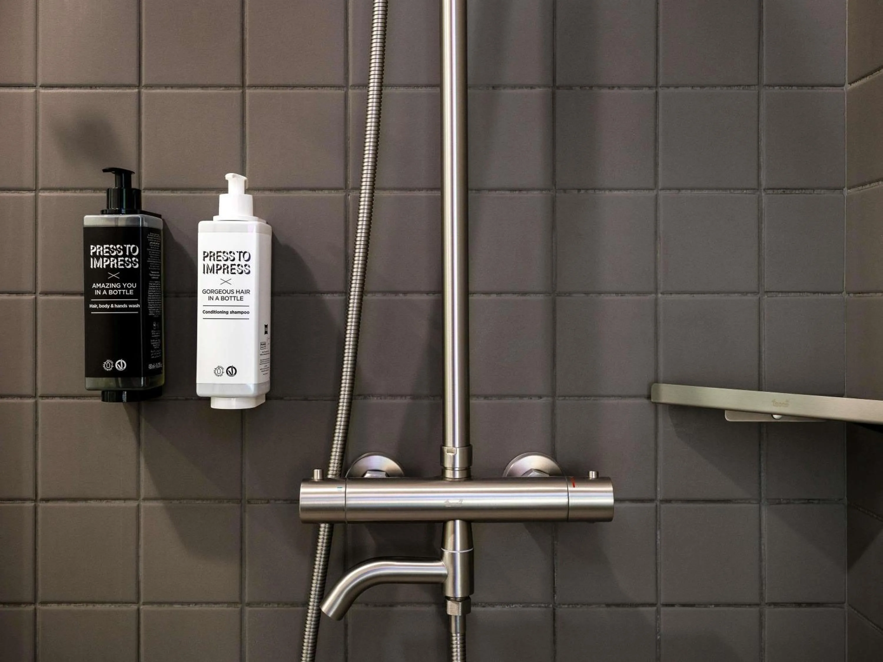 Bedroom in ibis Styles Old Tbilisi