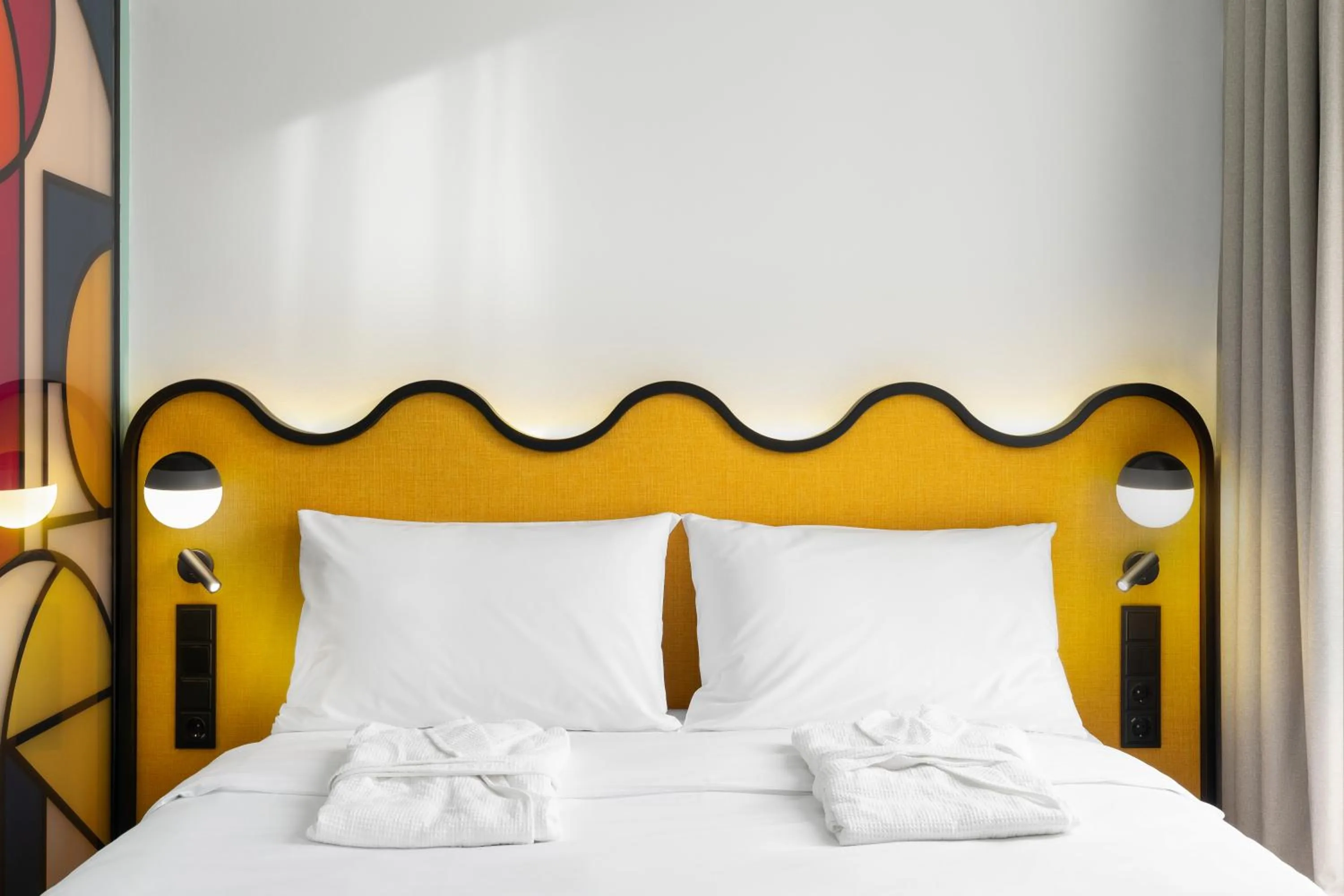 Bed in ibis Styles Old Tbilisi