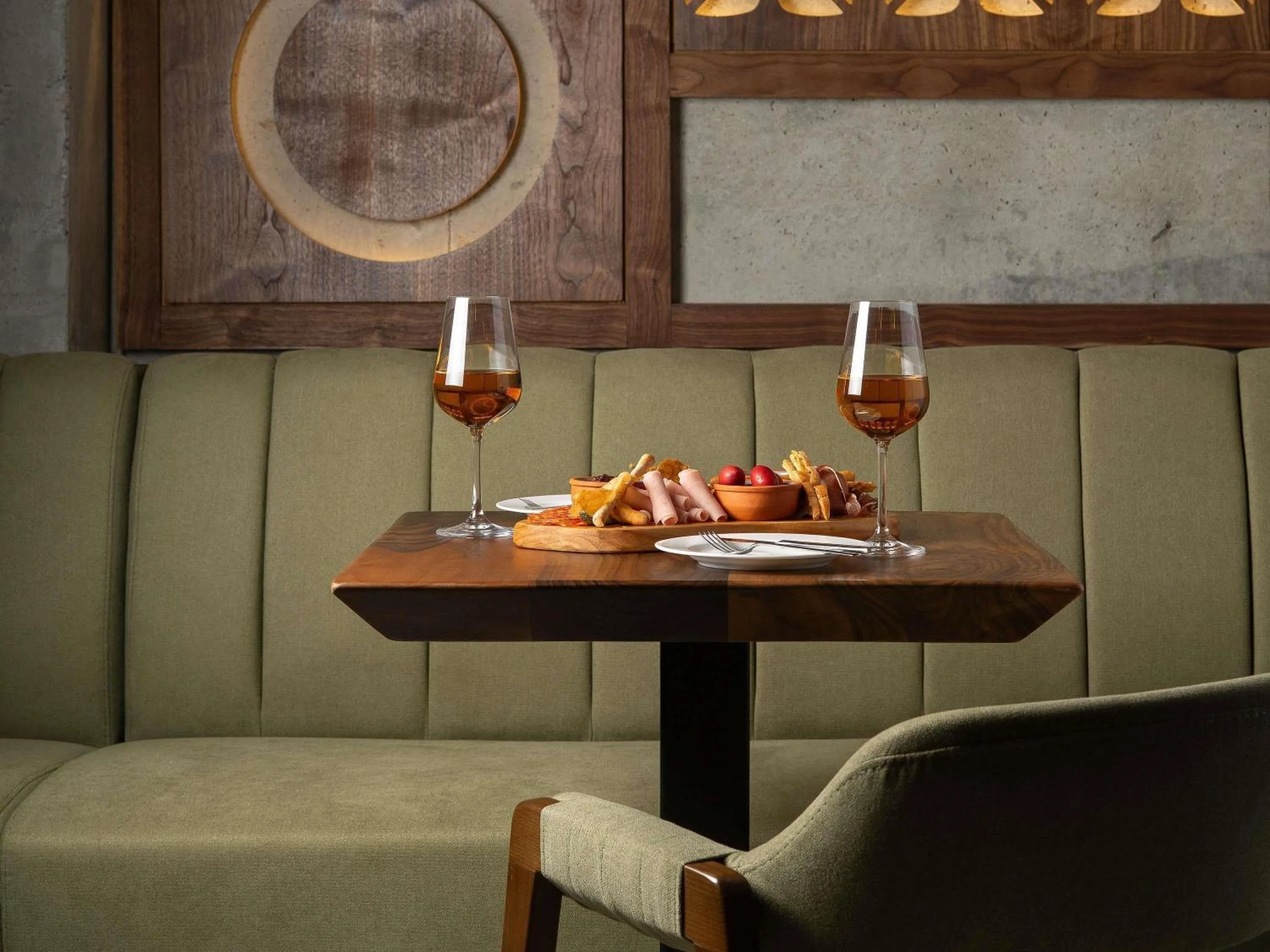 Lounge or bar in ibis Styles Old Tbilisi