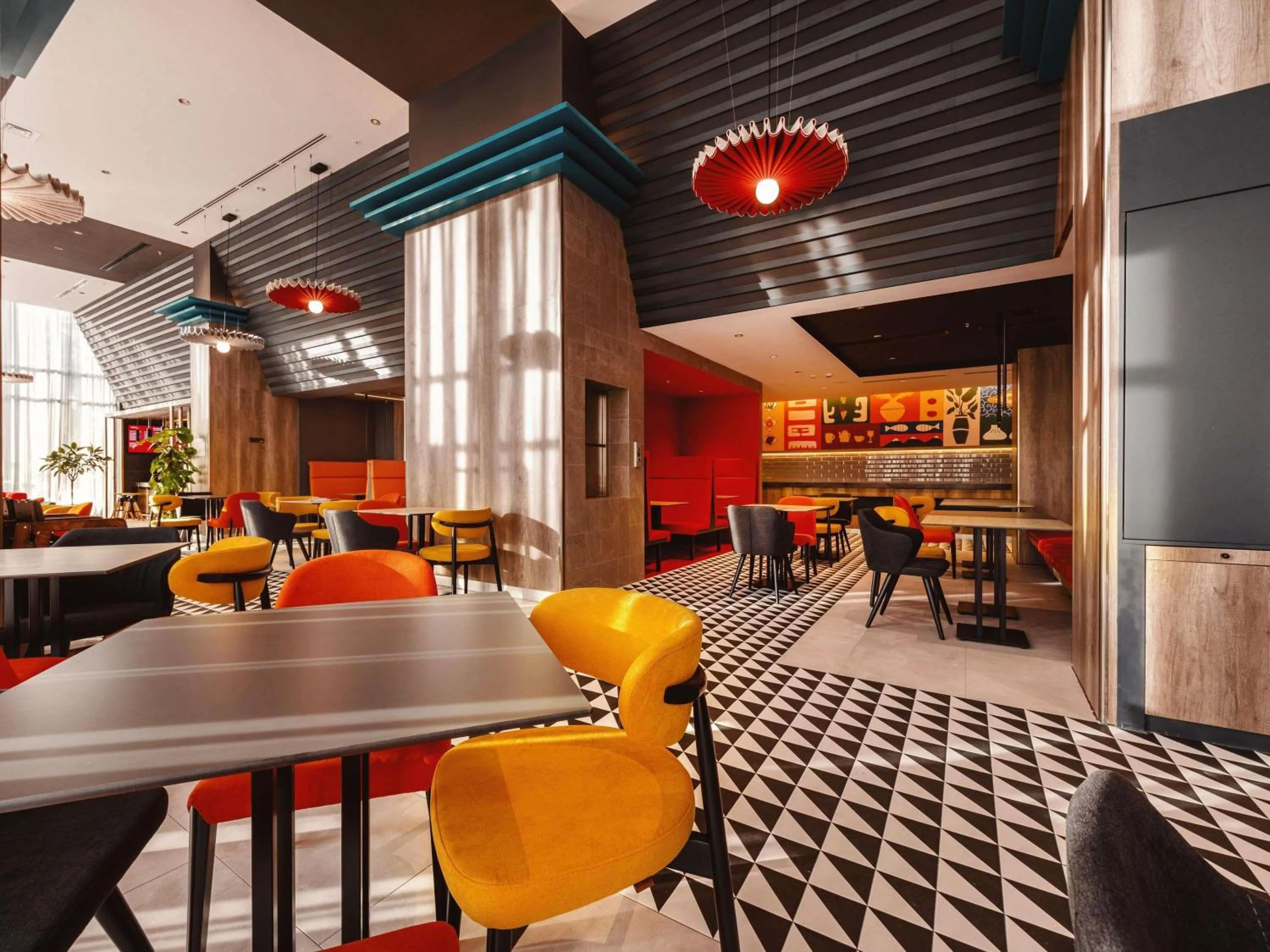 Restaurant/places to eat in ibis Tbilisi City