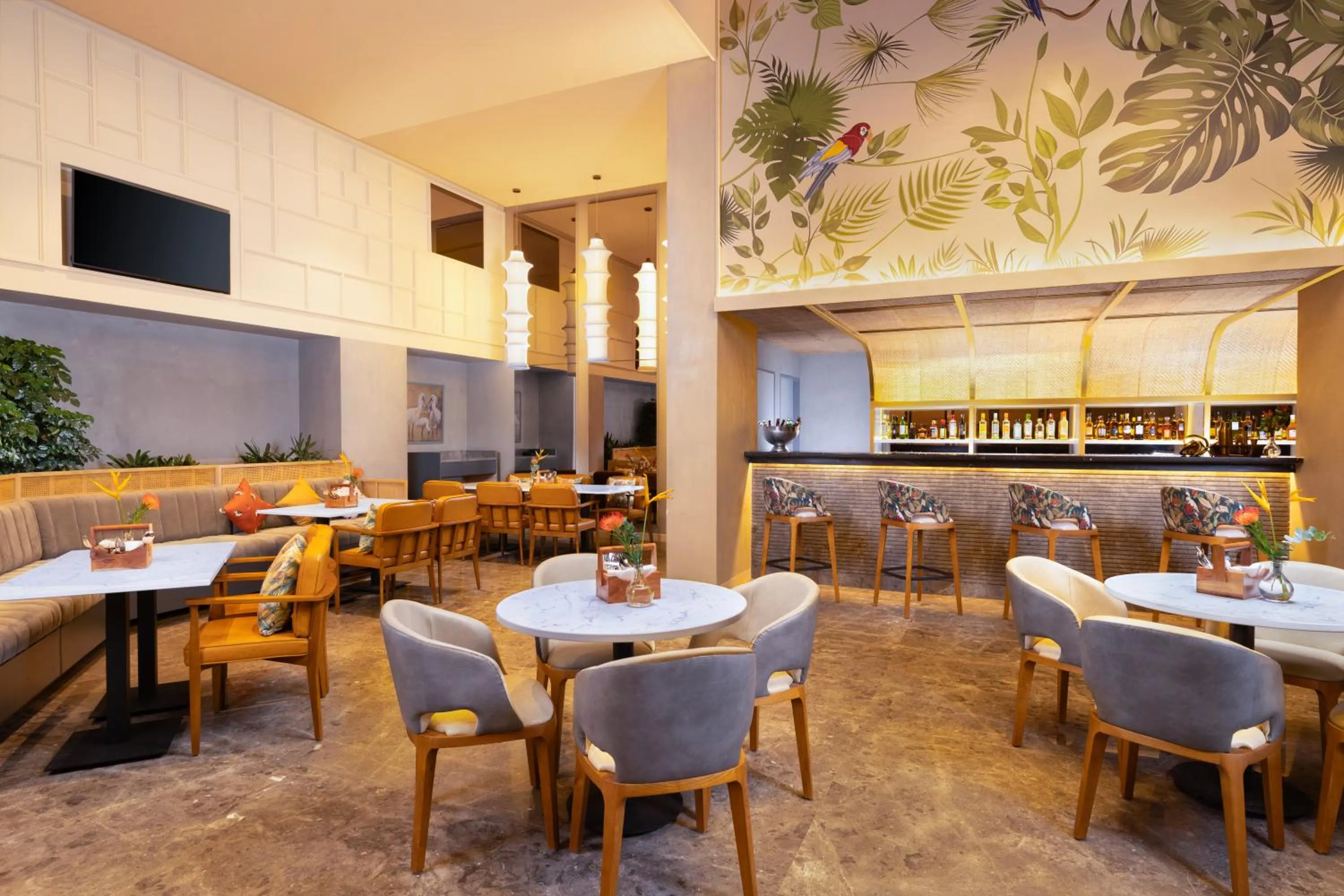 Lounge or bar in ibis Styles Mysuru