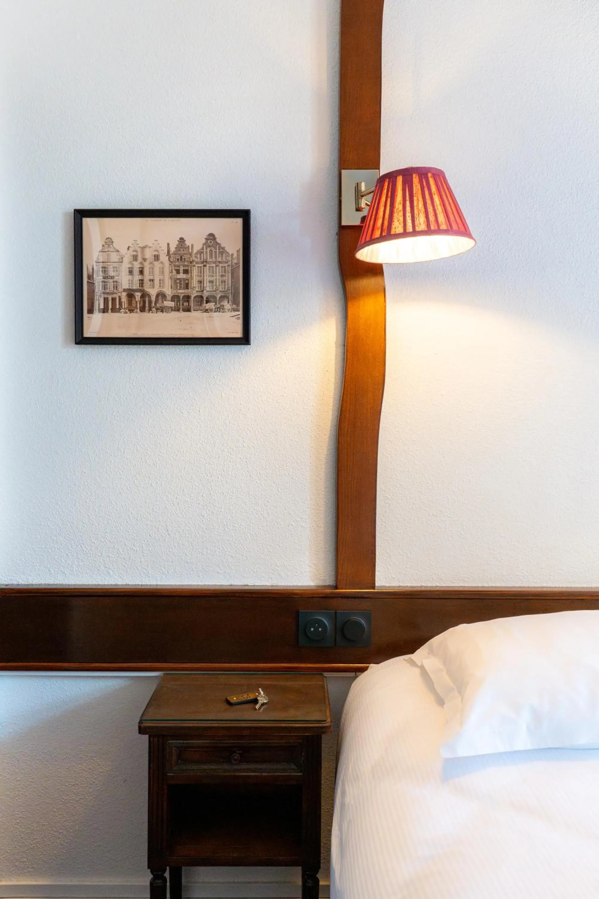 Bedroom, Bed in Hôtel Les Trois Luppars