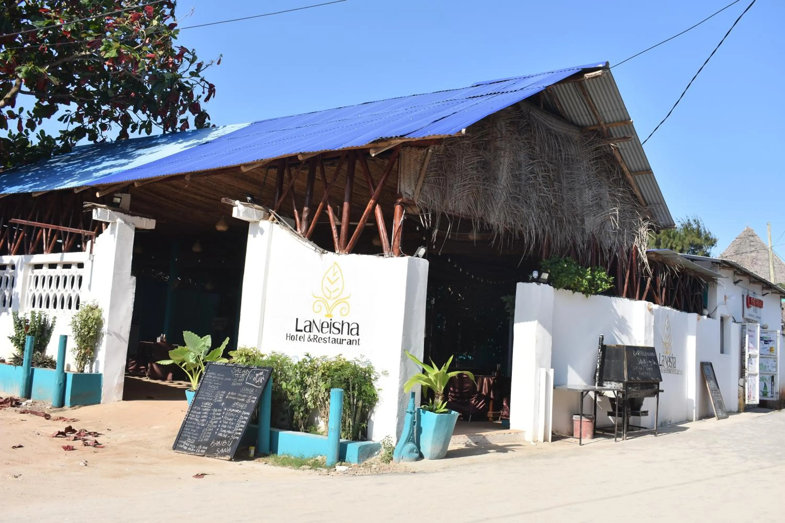 Property building in La Neisha Hotel Nungwi